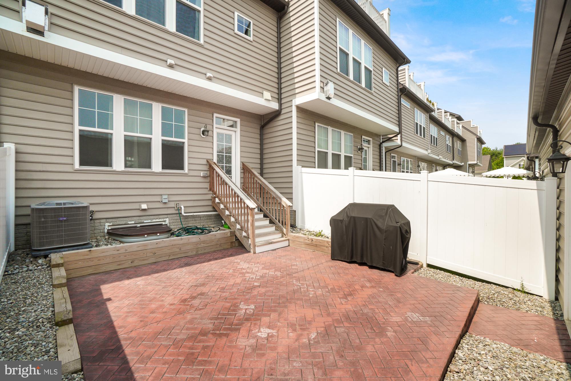 EASTCHURCH - Residential