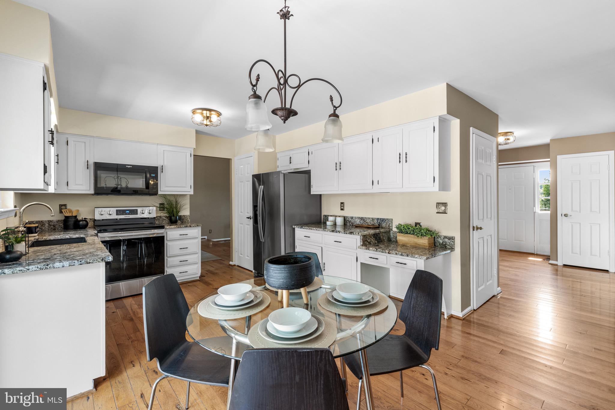 DULANEY GATE - Residential