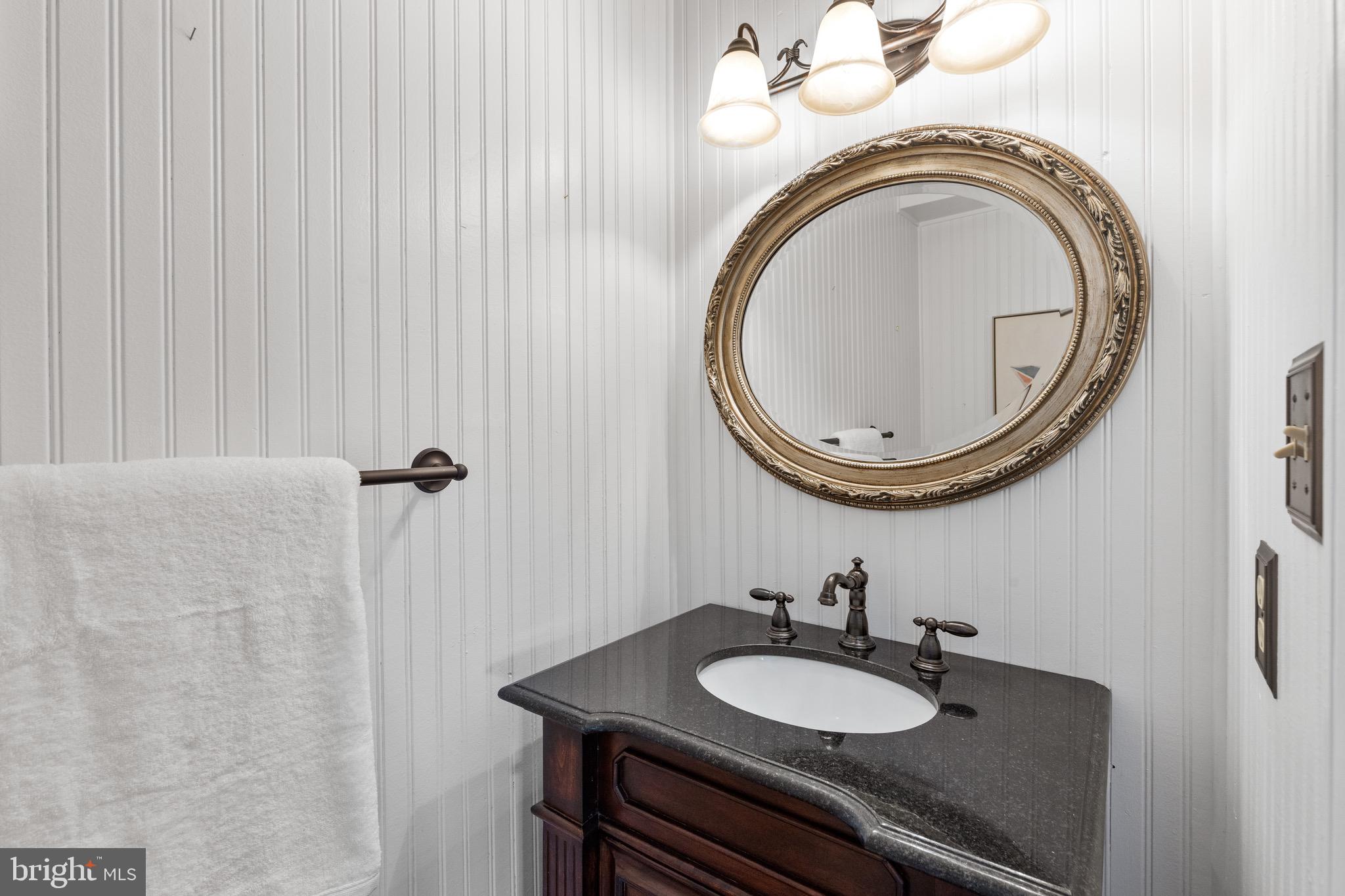 DULANEY GATE - Residential