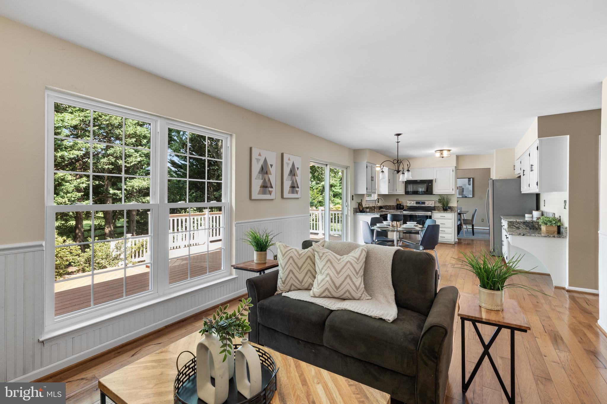 DULANEY GATE - Residential