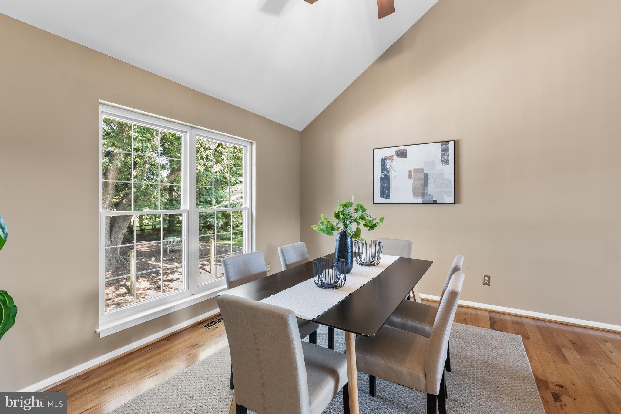 DULANEY GATE - Residential