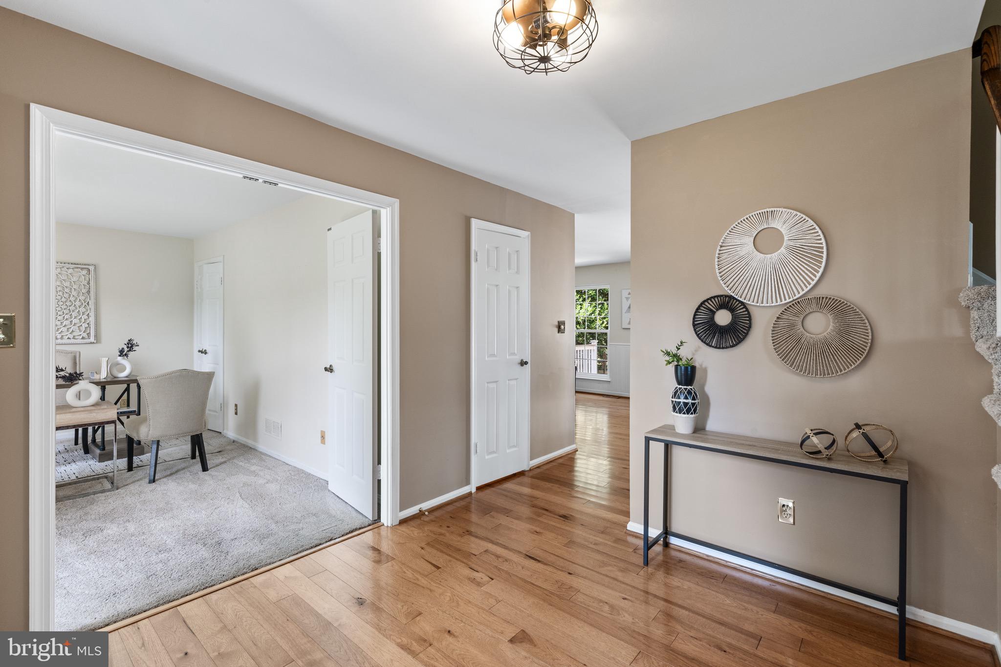 DULANEY GATE - Residential