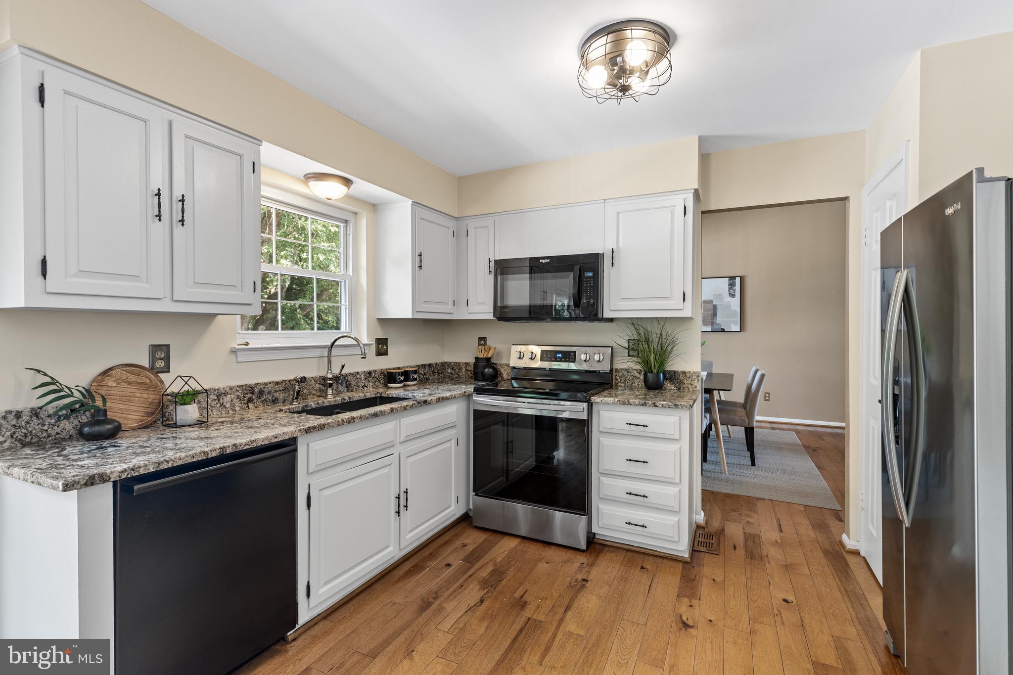 DULANEY GATE - Residential