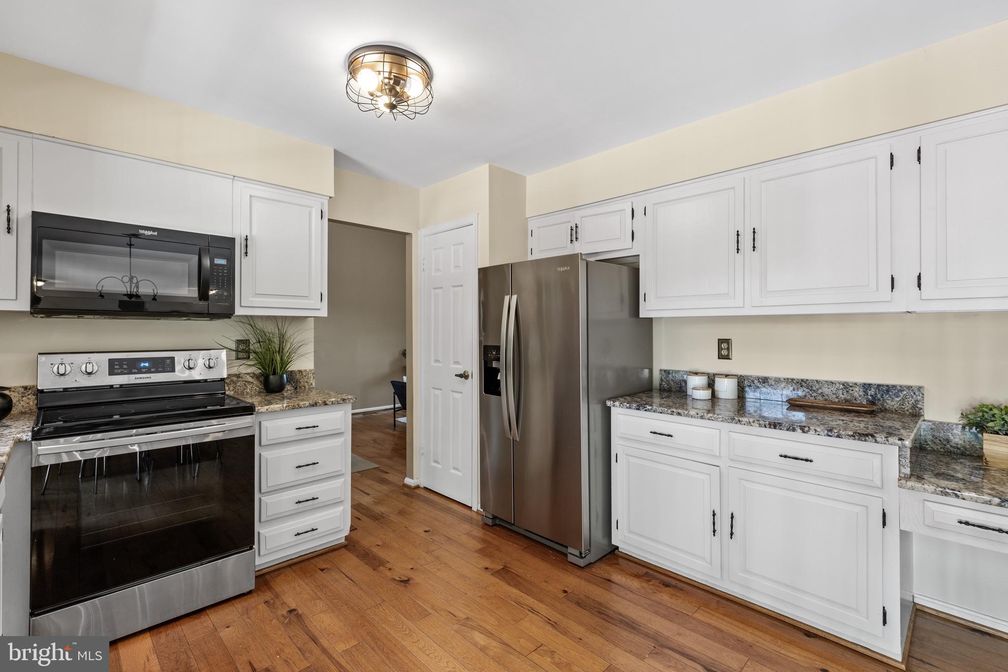 DULANEY GATE - Residential