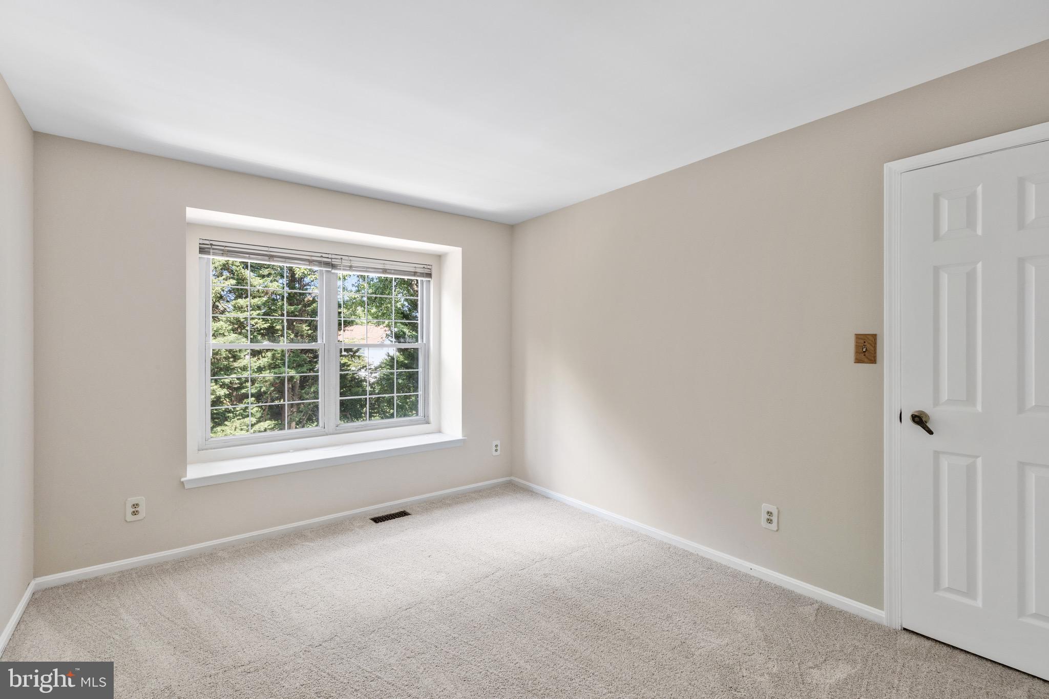 DULANEY GATE - Residential