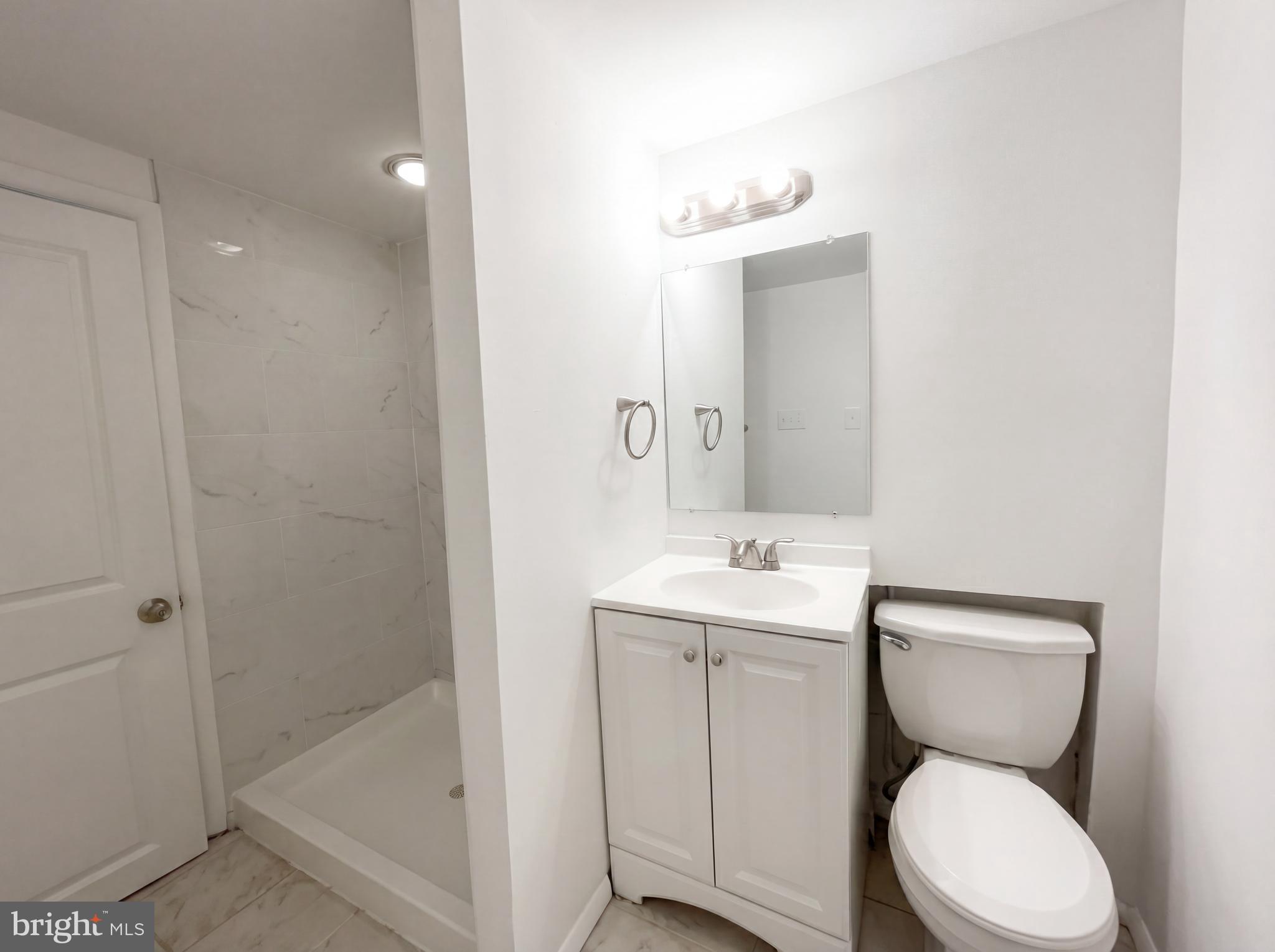 WILTON WOODS - Residential