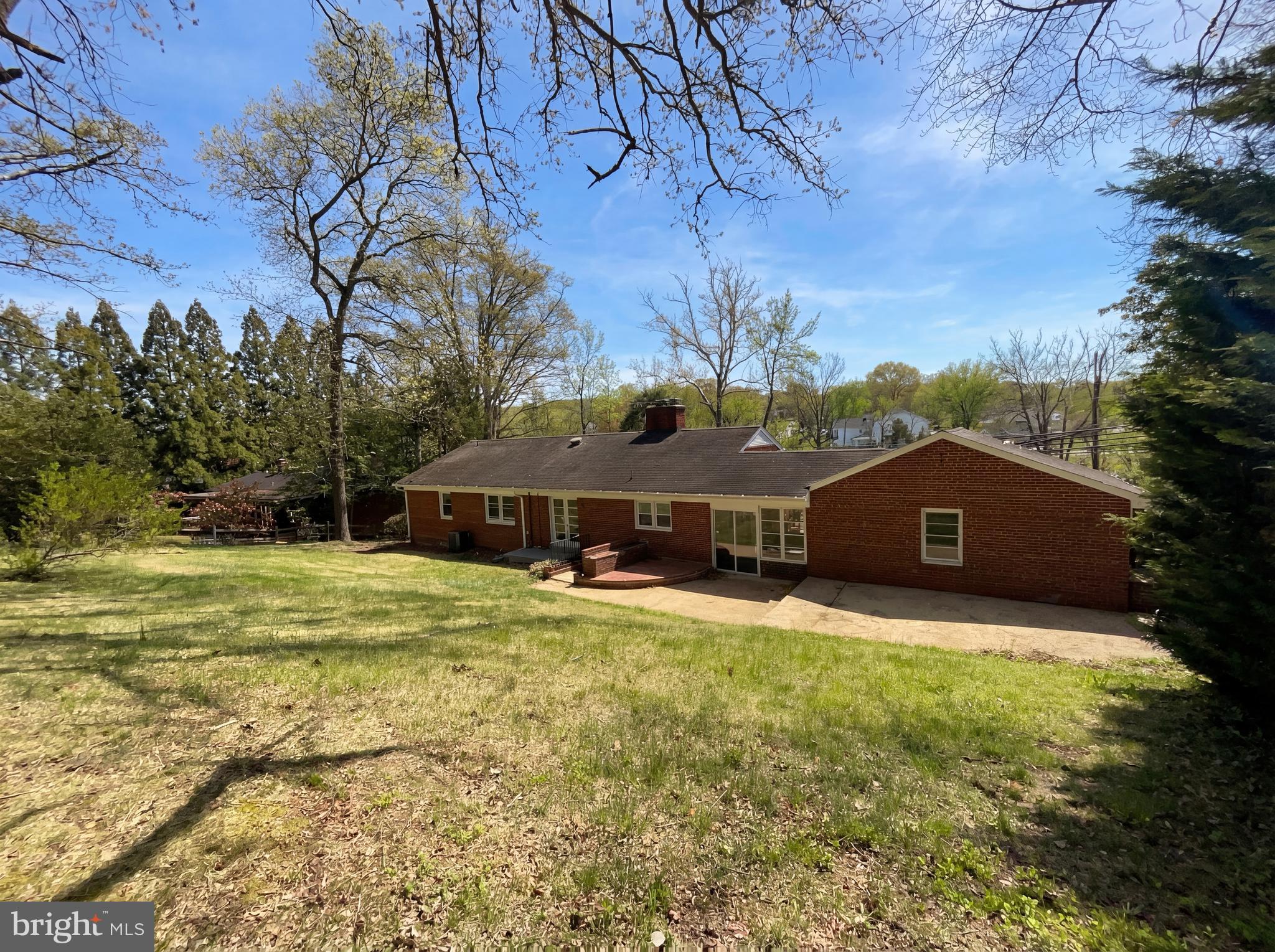 WILTON WOODS - Residential