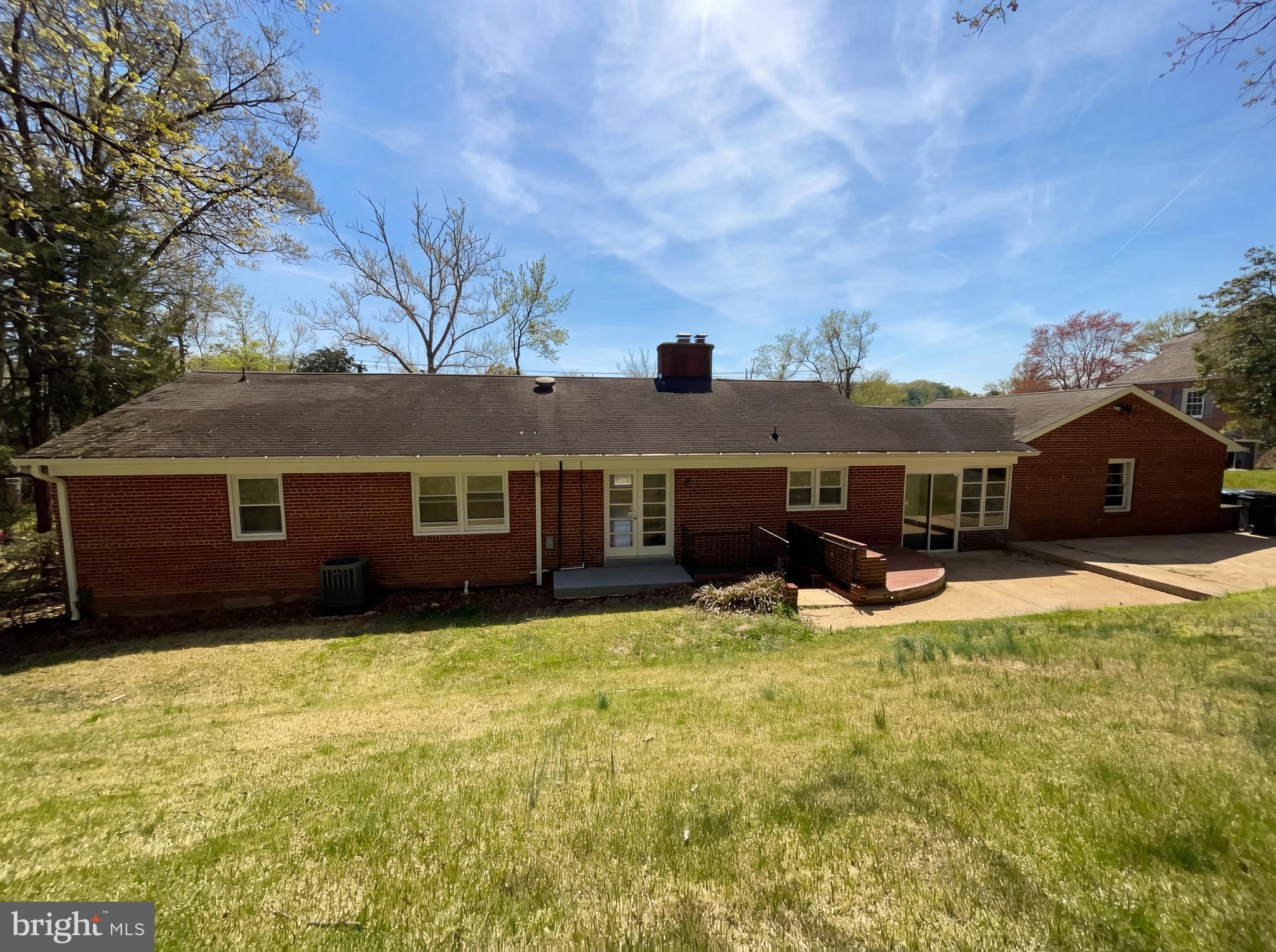 WILTON WOODS - Residential