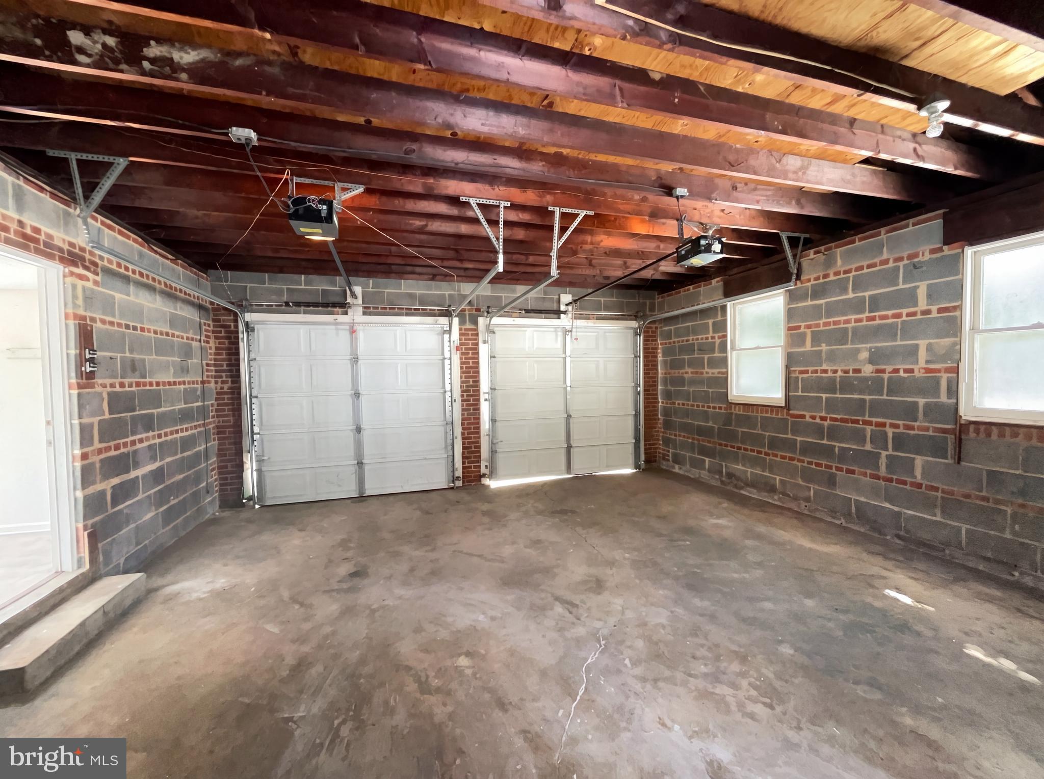 WILTON WOODS - Residential