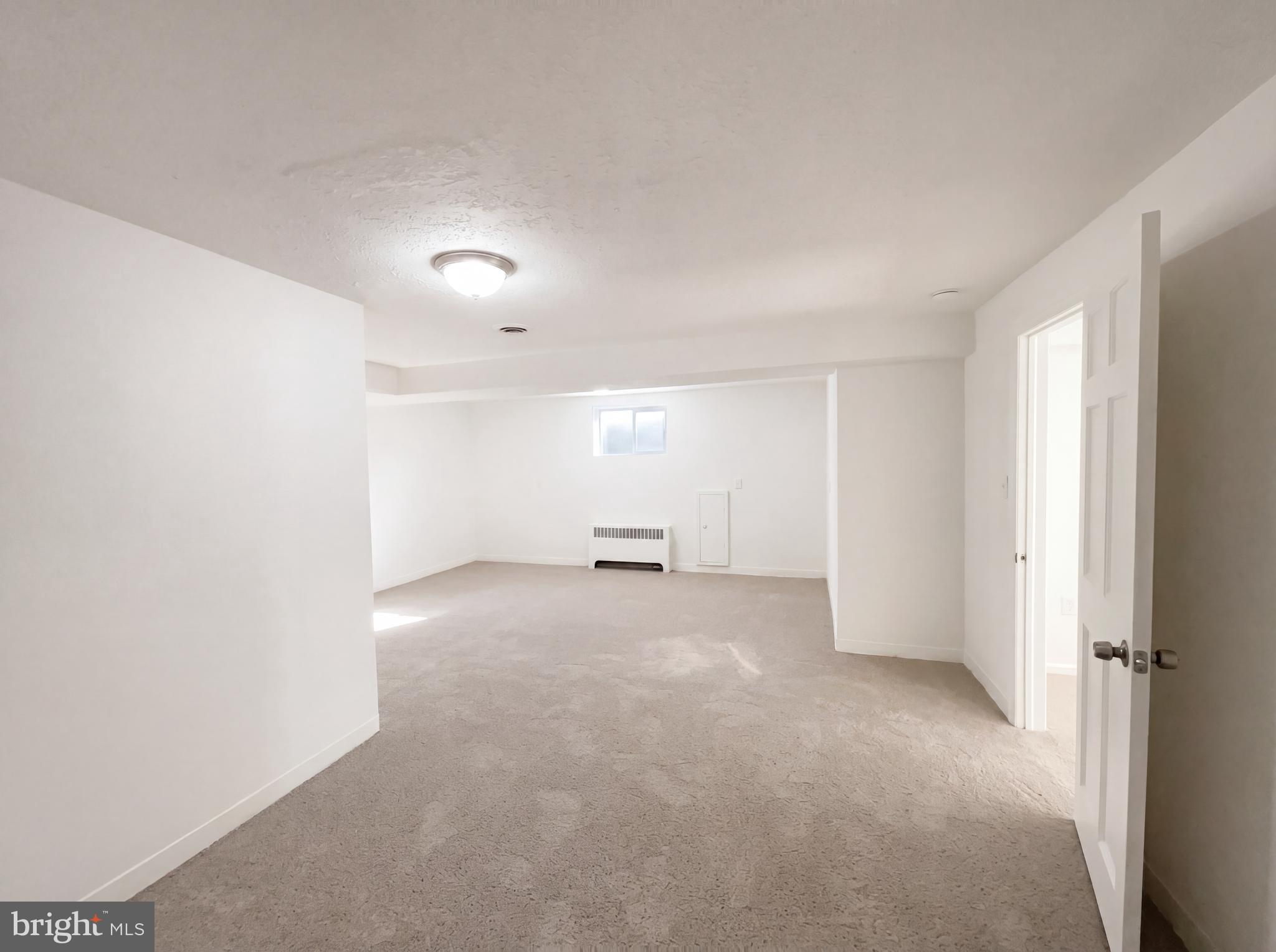 WILTON WOODS - Residential