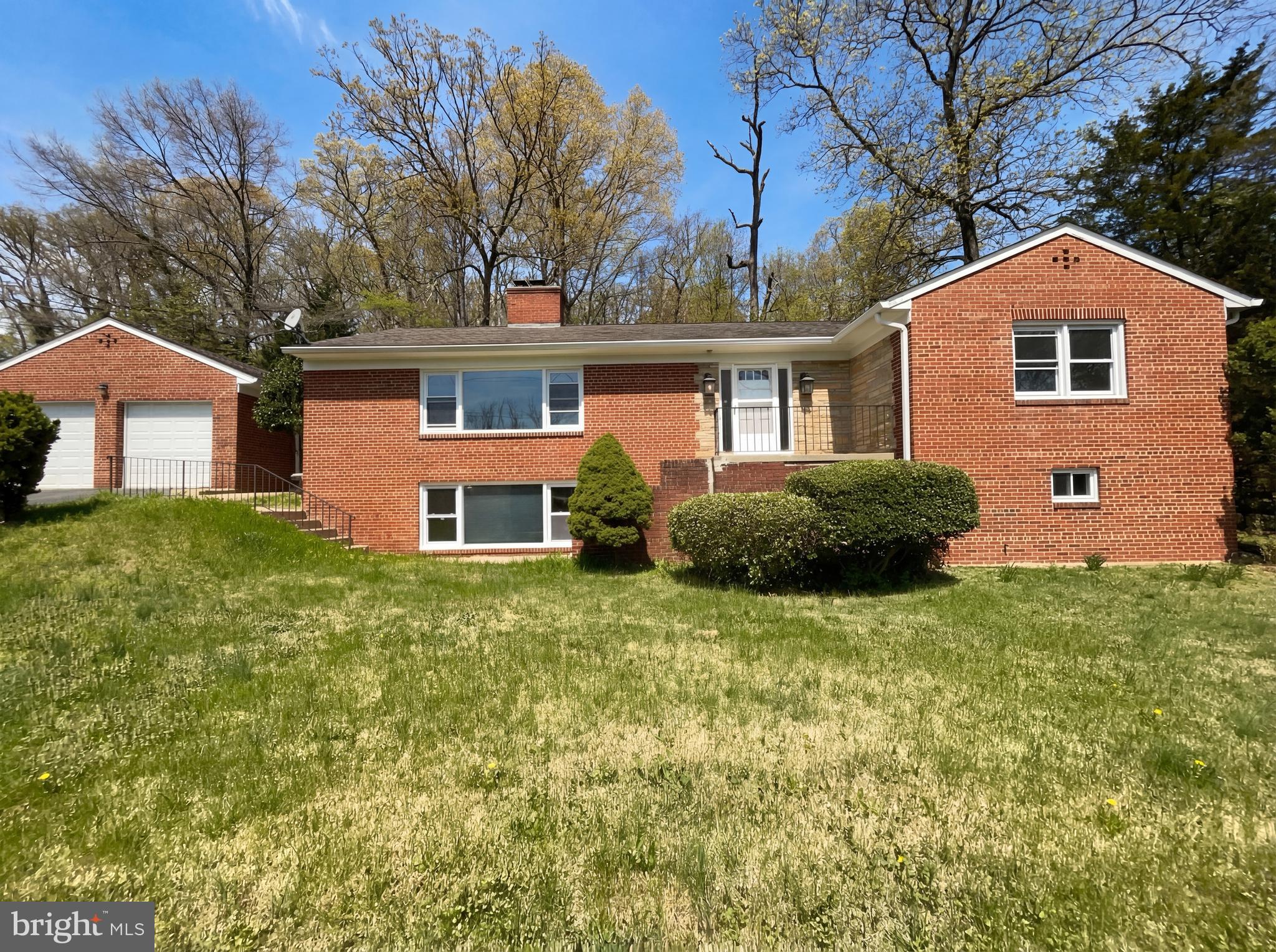 WILTON WOODS - Residential