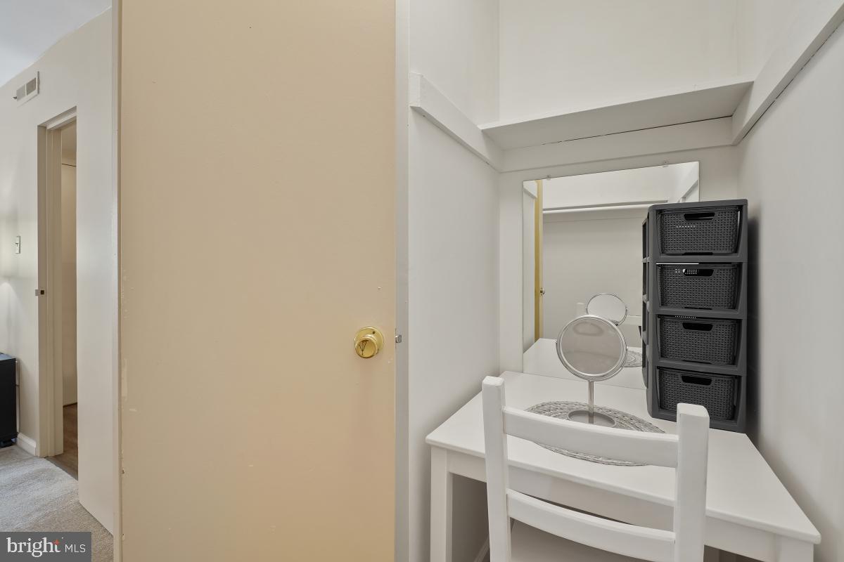 NORMANDIE ON THE LAKE II - Residential