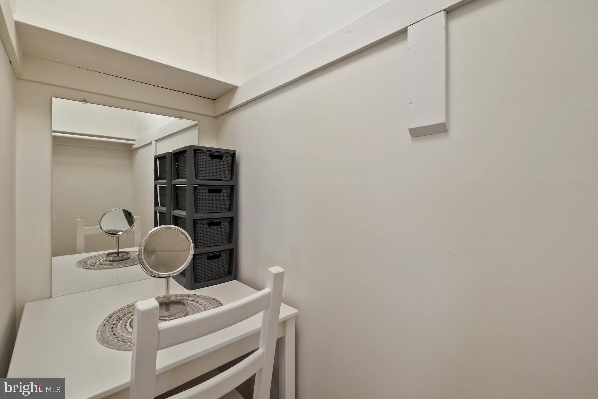 NORMANDIE ON THE LAKE II - Residential