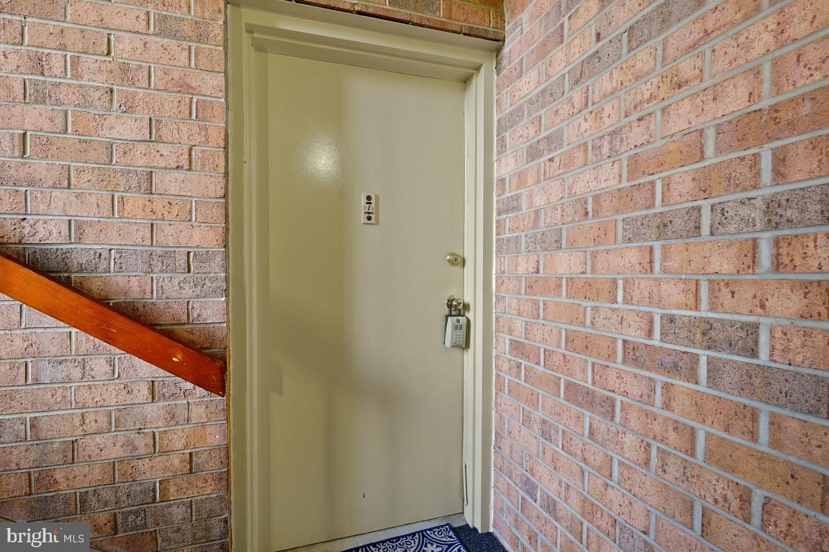 NORMANDIE ON THE LAKE II - Residential