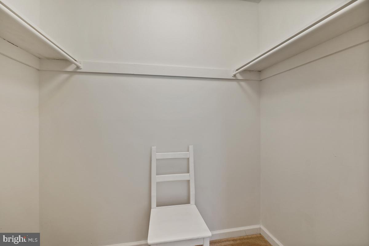 NORMANDIE ON THE LAKE II - Residential