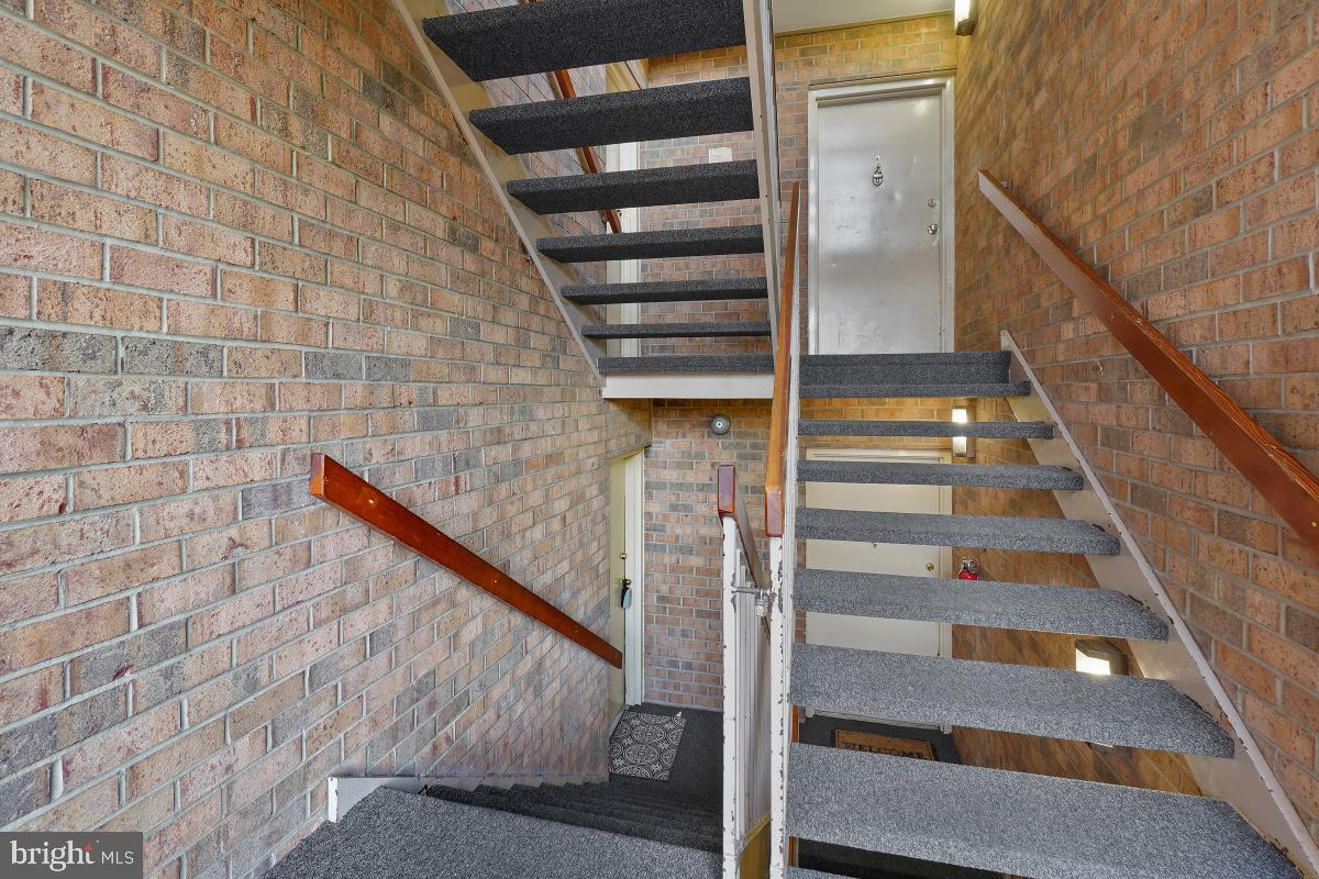 NORMANDIE ON THE LAKE II - Residential