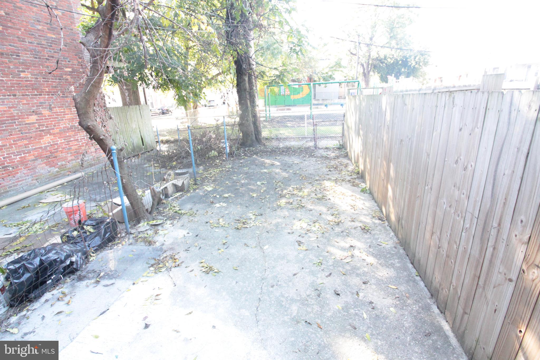 HARWOOD - Residential