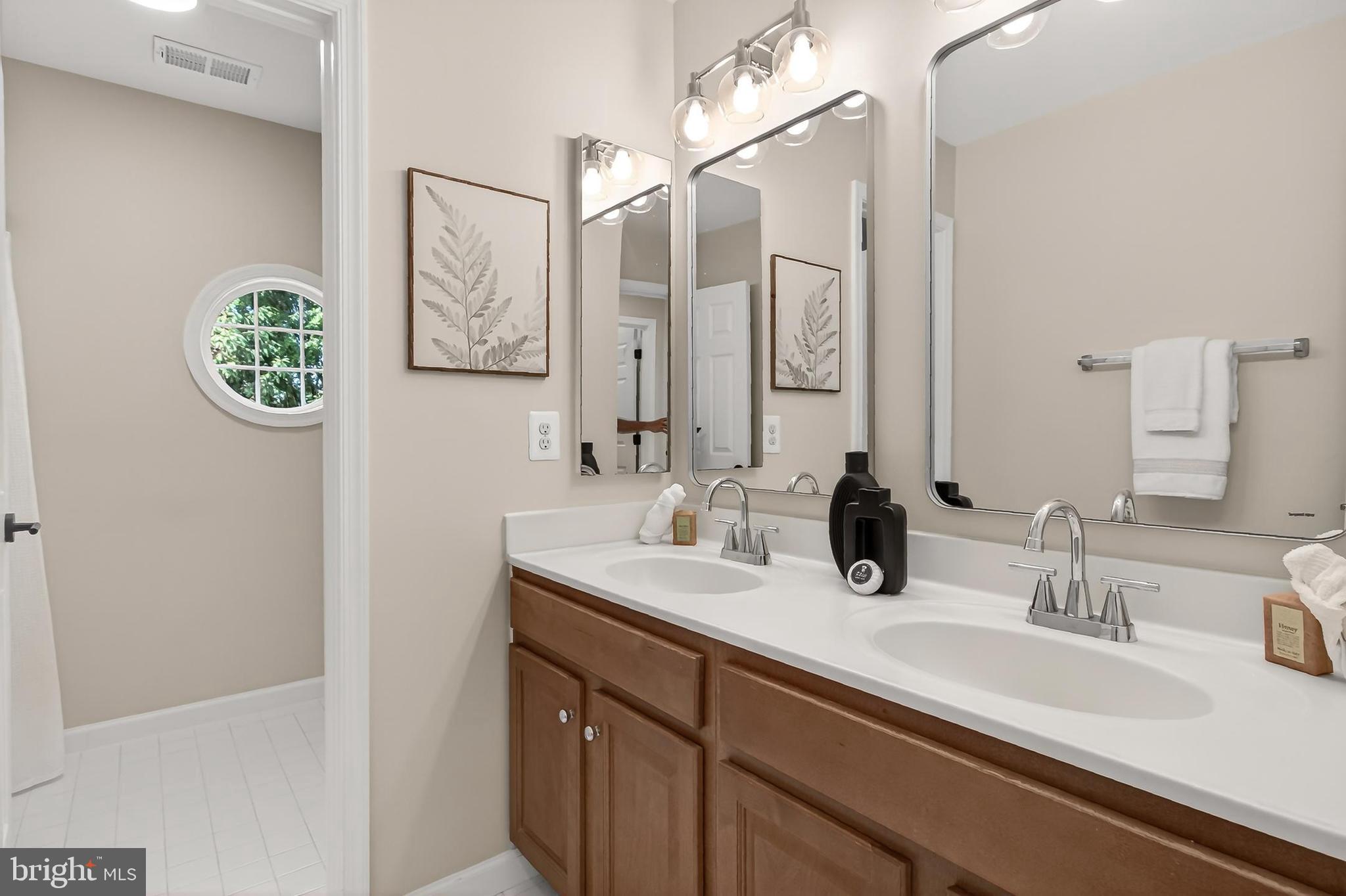 BRAMBLETON - Residential