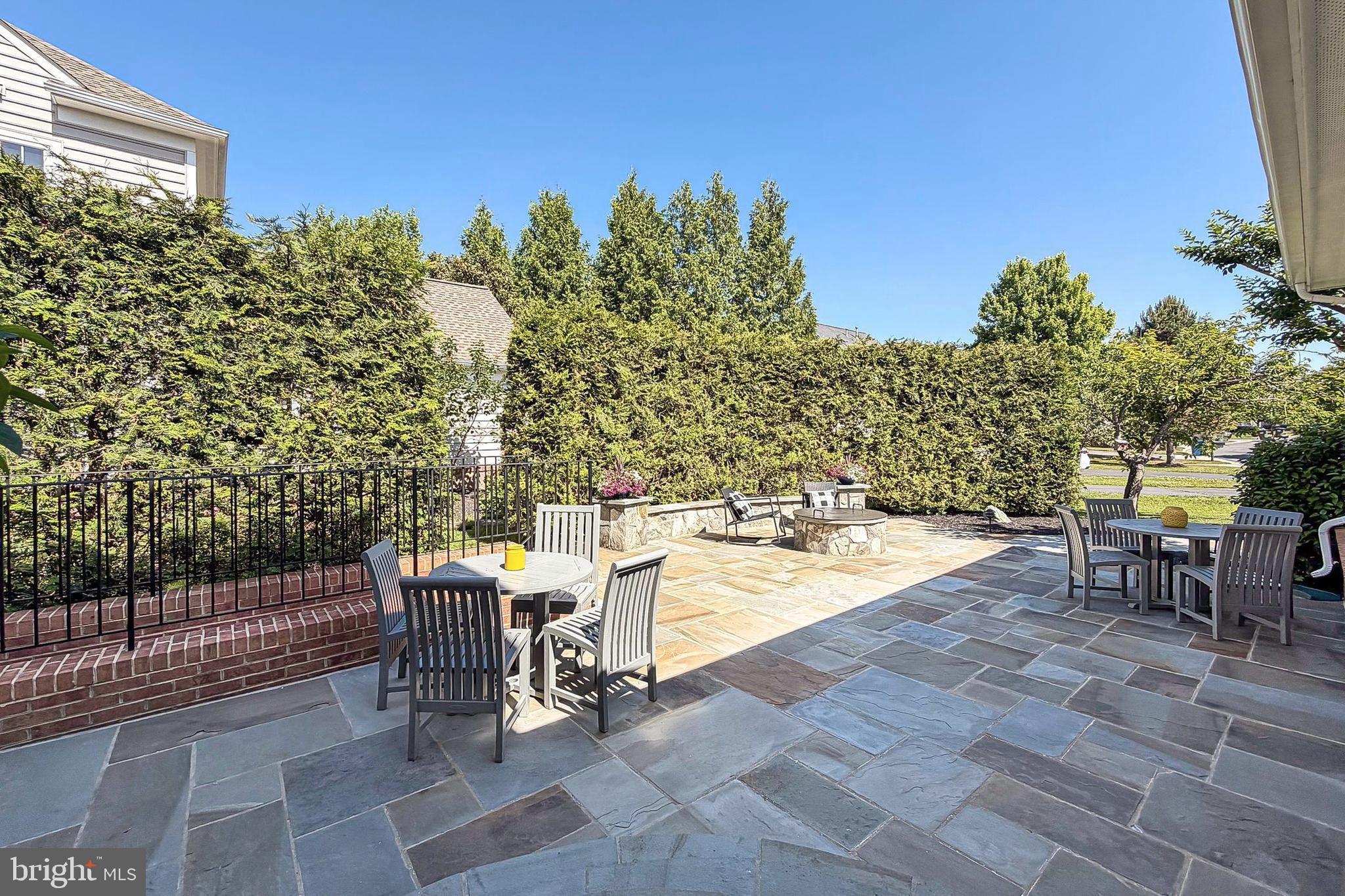 BRAMBLETON - Residential