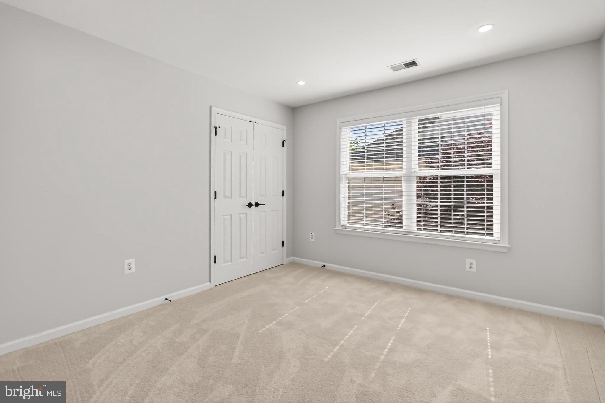 BRAMBLETON - Residential