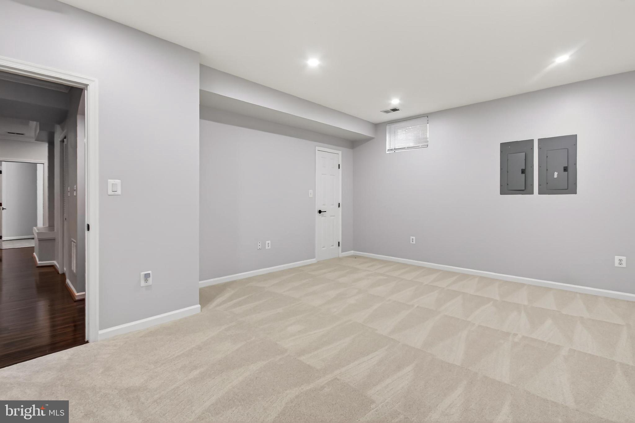 BRAMBLETON - Residential