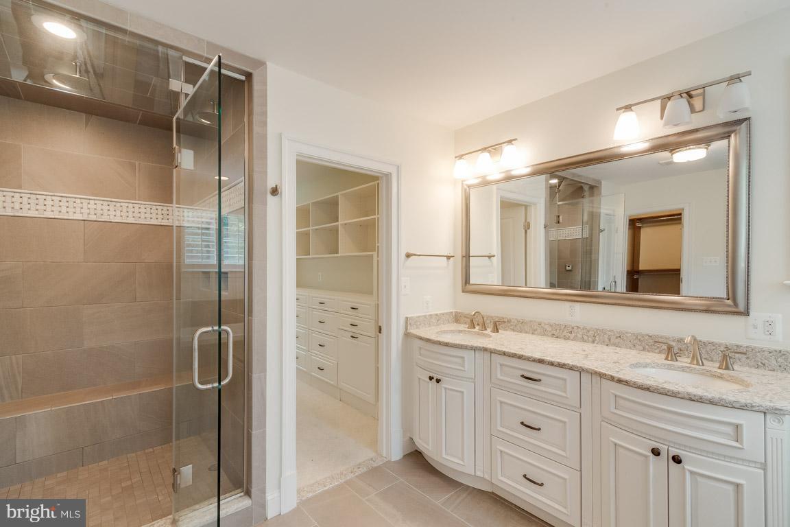 POTOMAC OUTSIDE - Residential