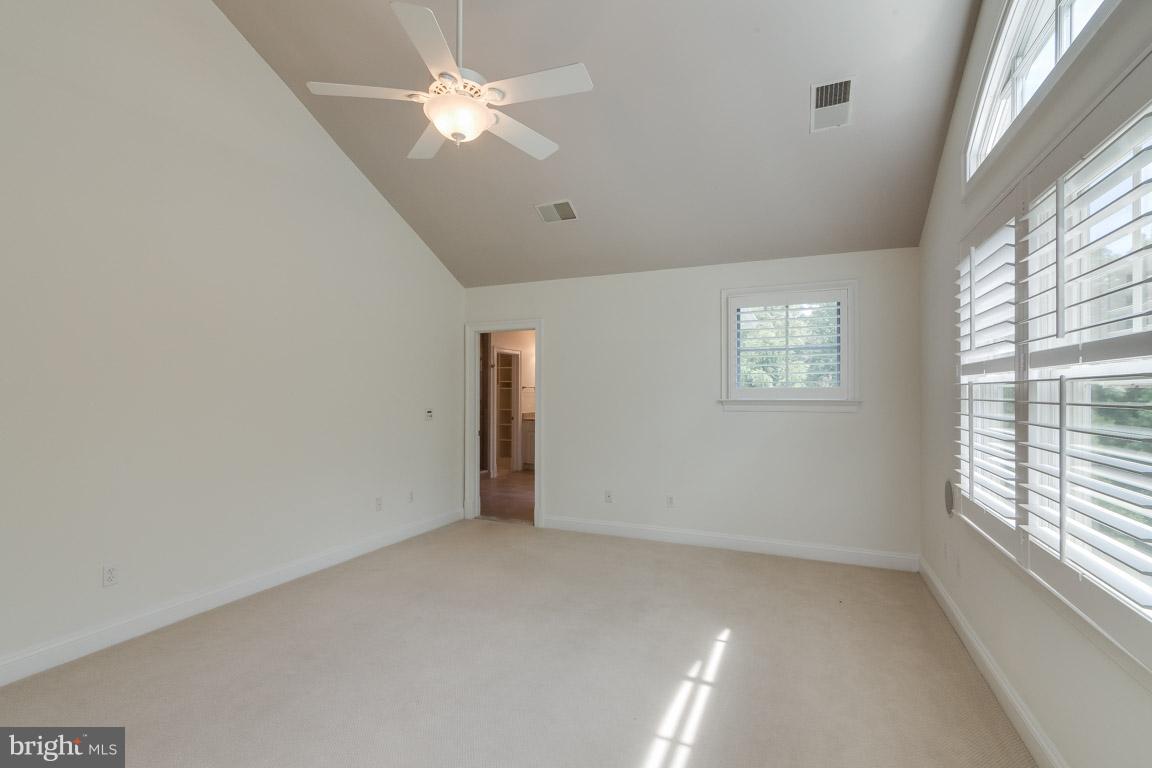 POTOMAC OUTSIDE - Residential