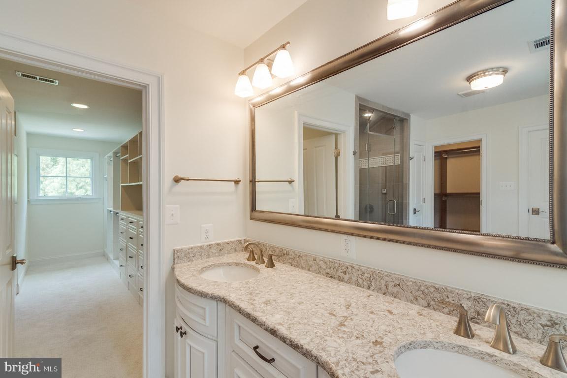 POTOMAC OUTSIDE - Residential