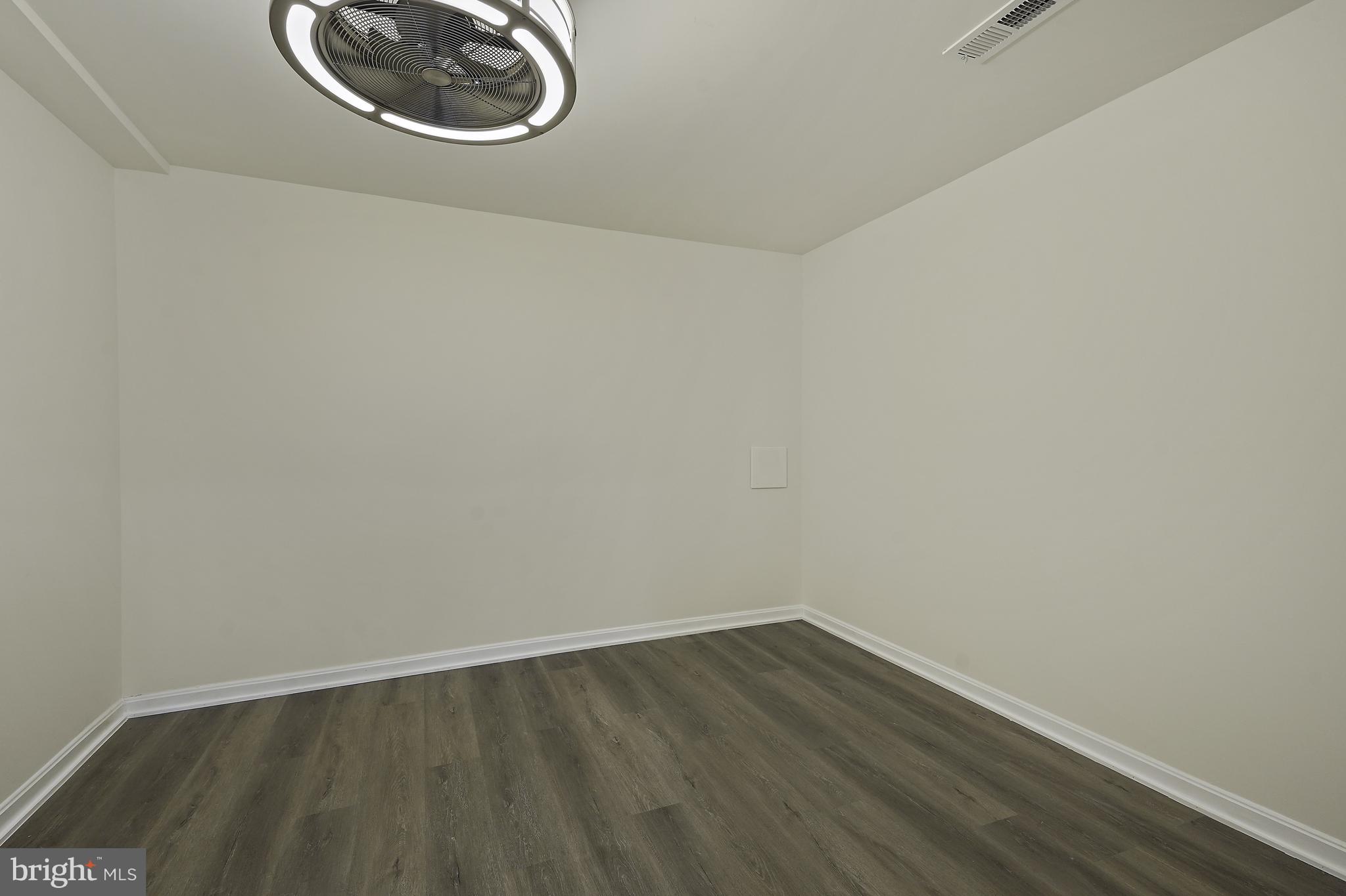 AQUIA HARBOUR - Residential