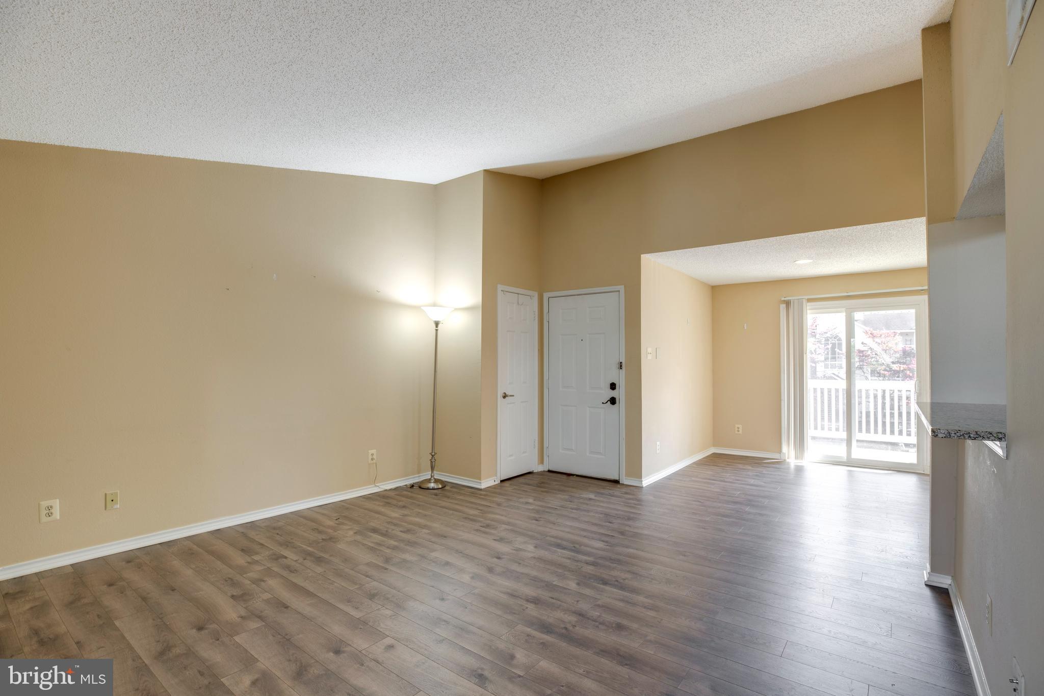 FOUNTAINS AT MCLEAN - Residential