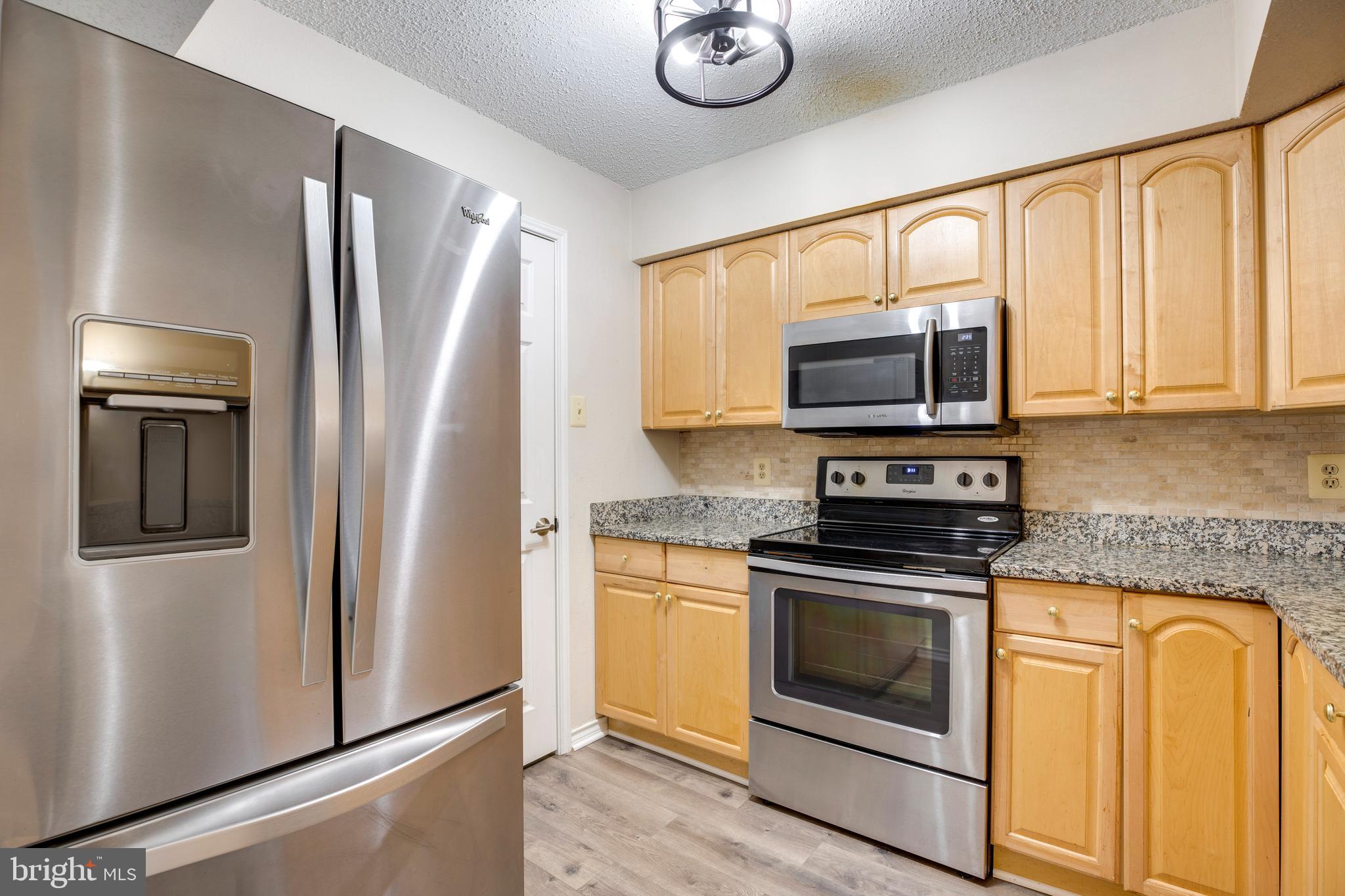 1543 LINCOLN WAY 301B