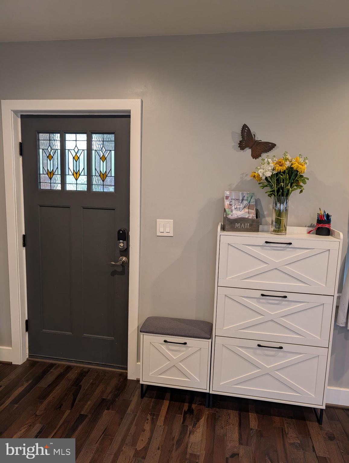 TEN HILLS - Residential