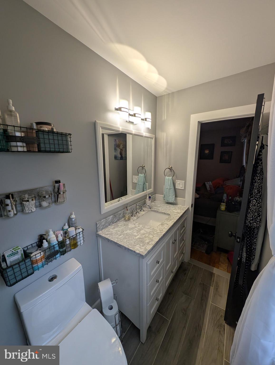 TEN HILLS - Residential