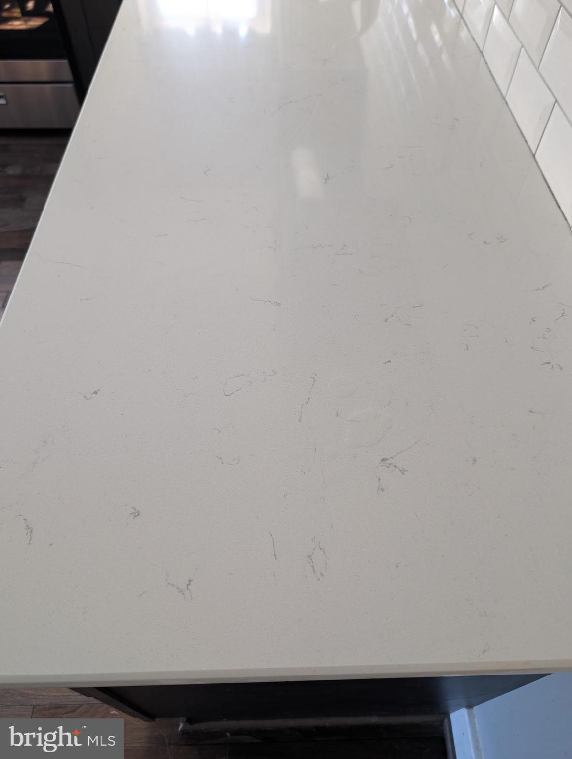 TEN HILLS - Residential