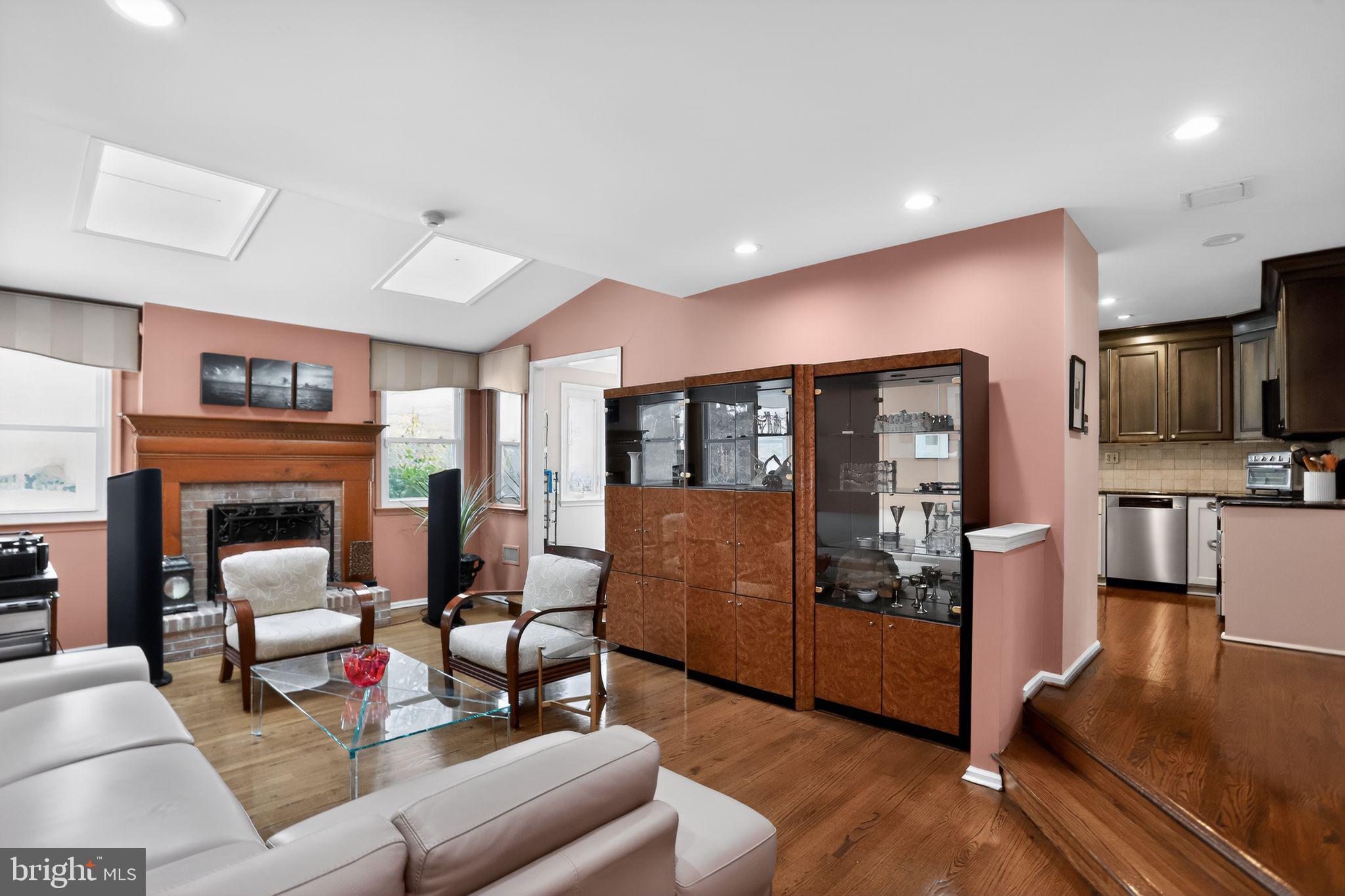 YARDLEY ESTS - Residential