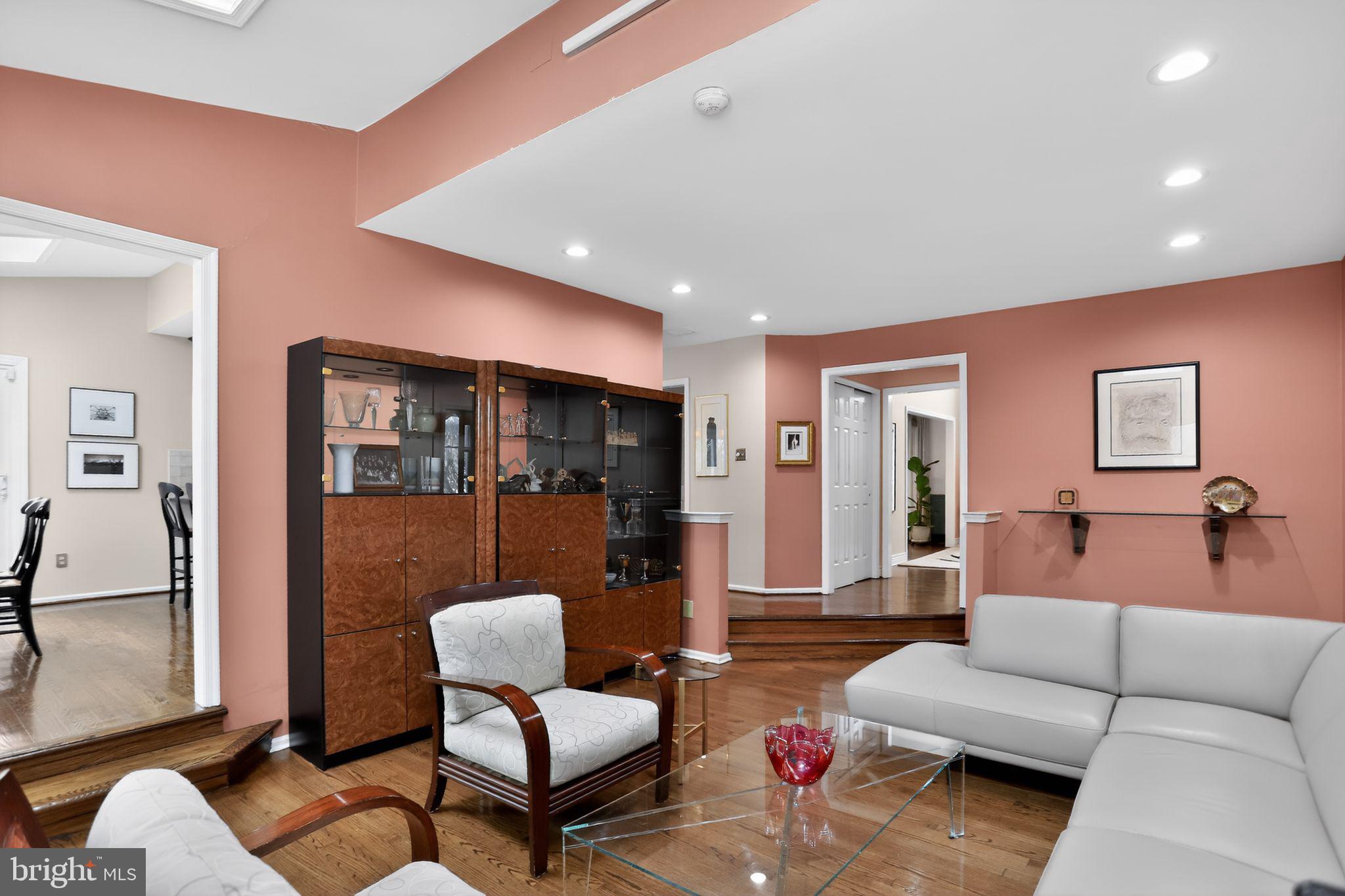 YARDLEY ESTS - Residential