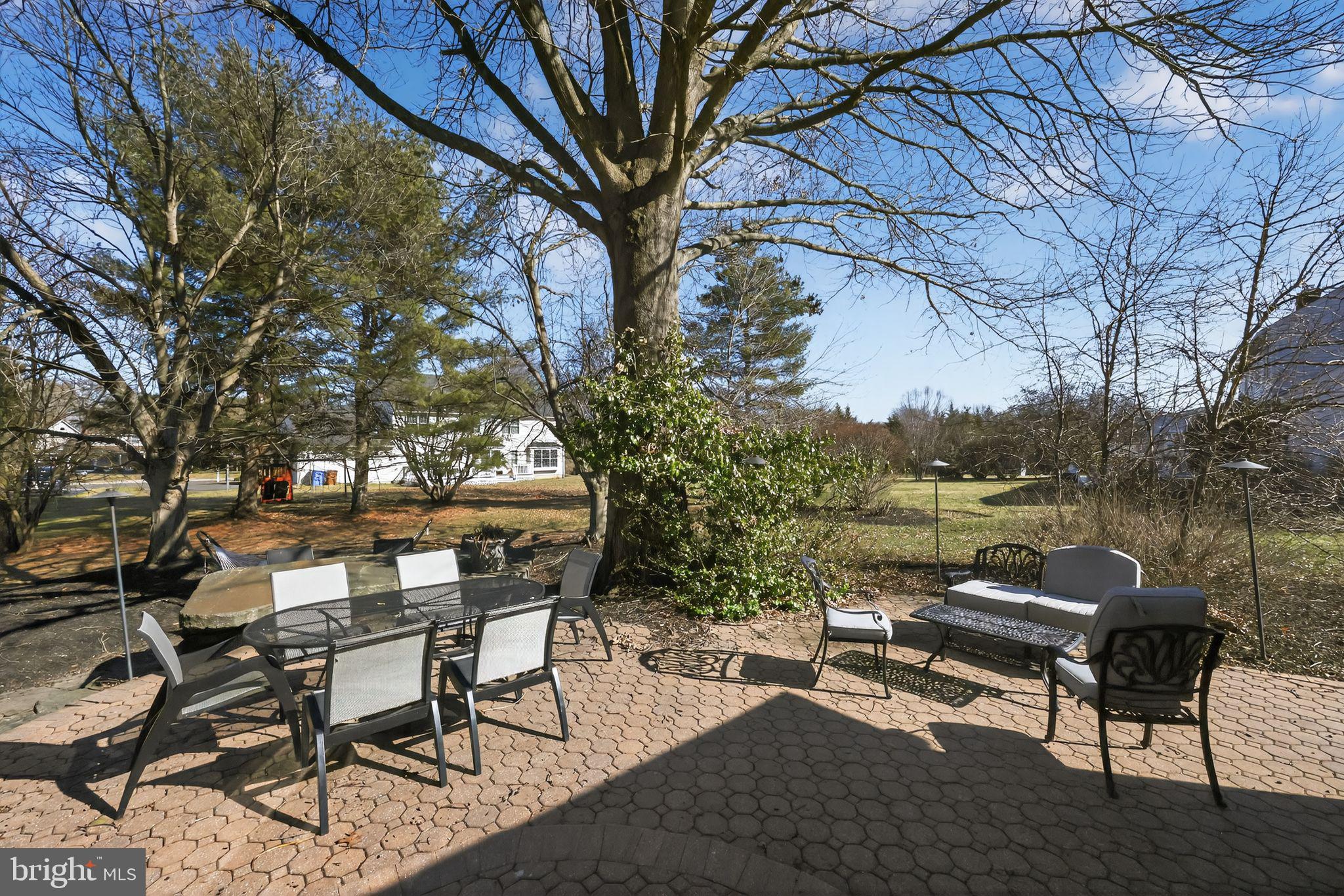 YARDLEY ESTS - Residential