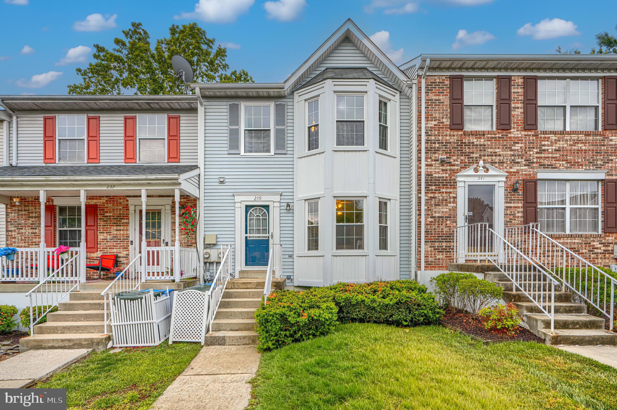 CHARLESTON TERRACE - Residential