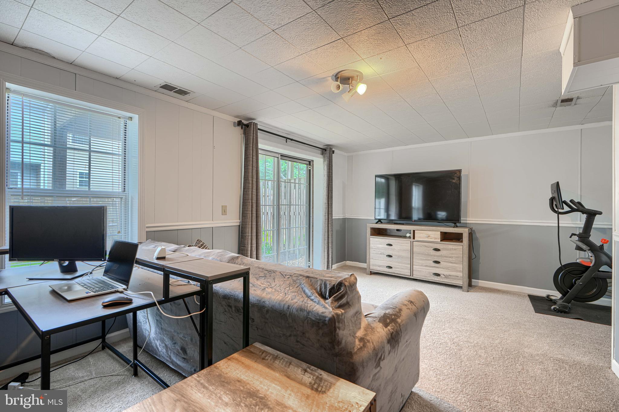 CHARLESTON TERRACE - Residential