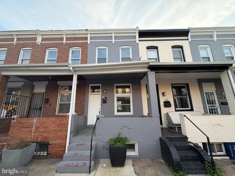 Townhouse For Rent - 718 N Curley Street<br/> BALTIMORE, MD 21205