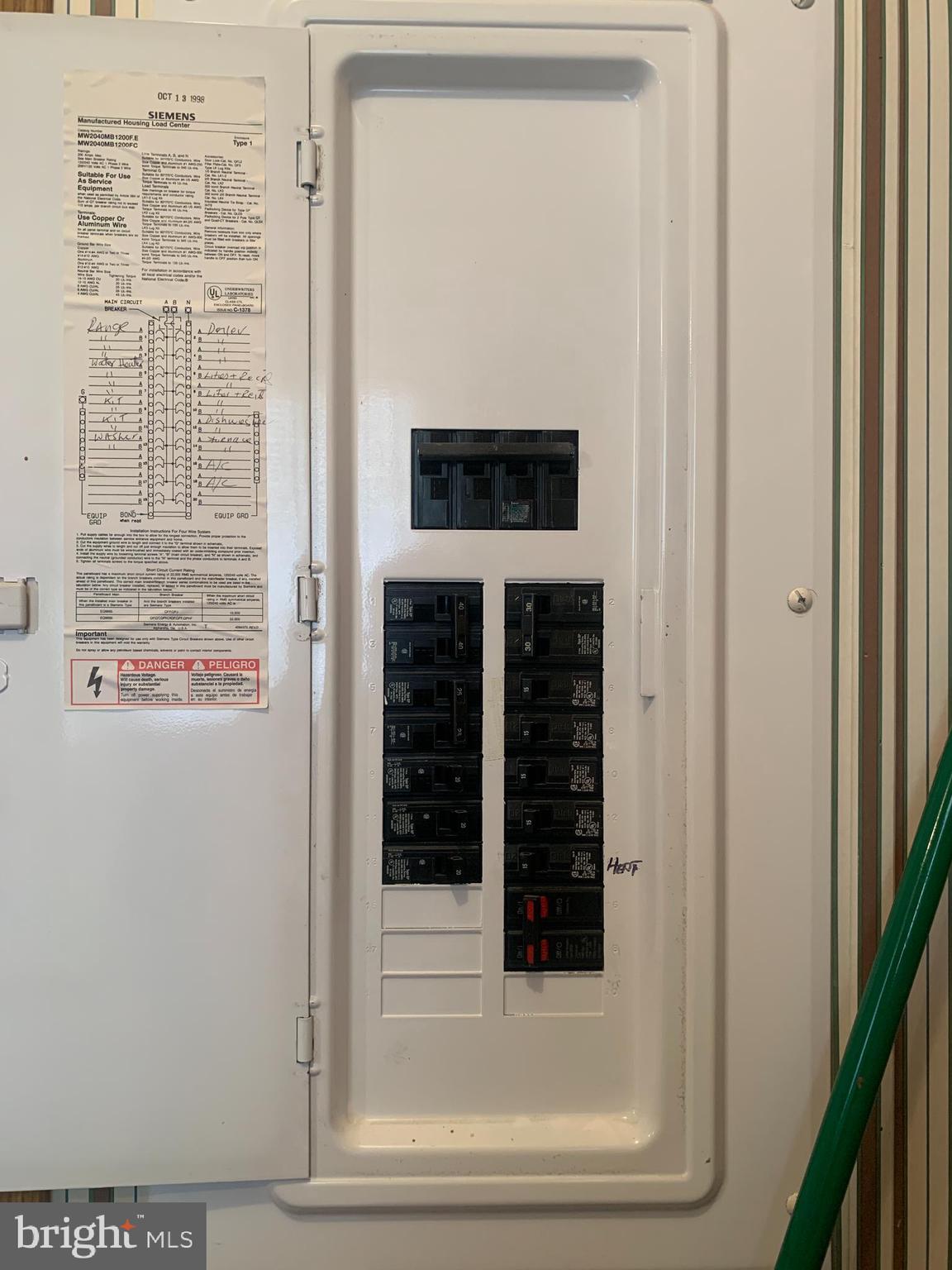 VILLAGE GREEN - Residential