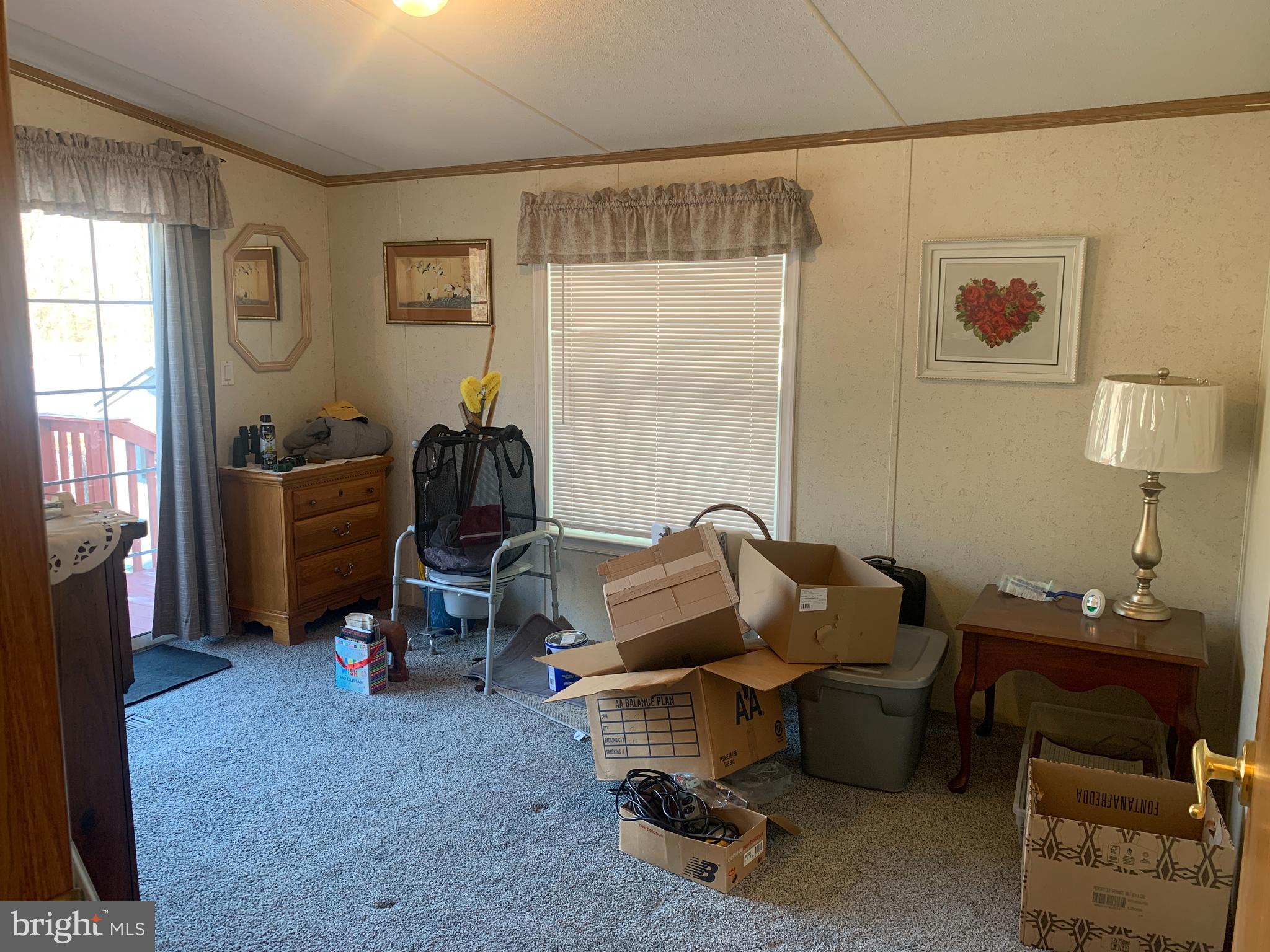 VILLAGE GREEN - Residential