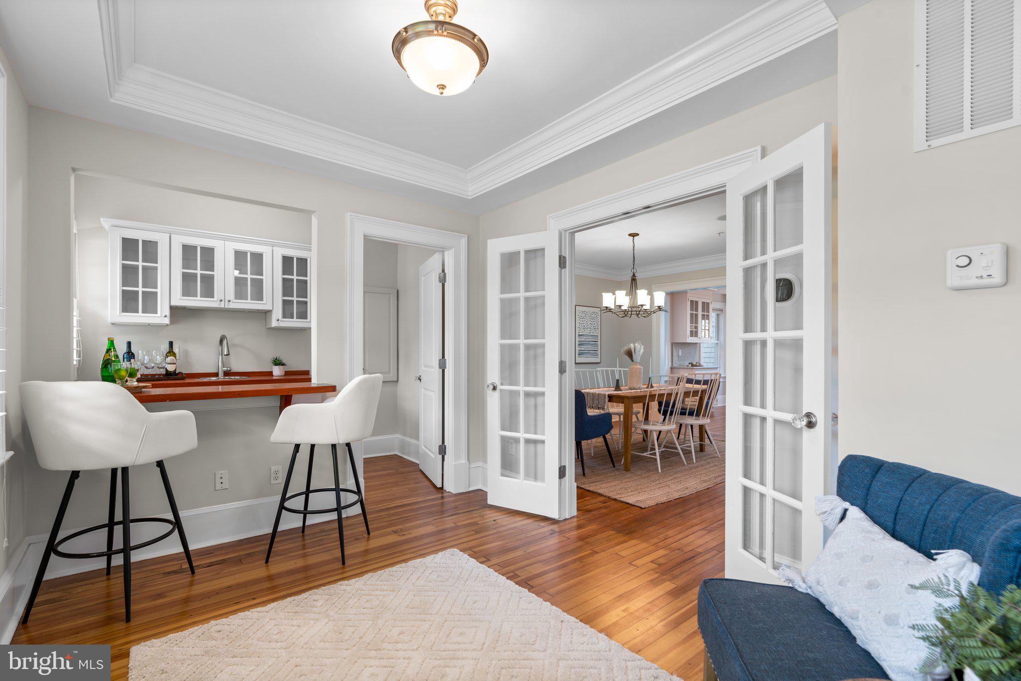 MURRAY HILL - Residential