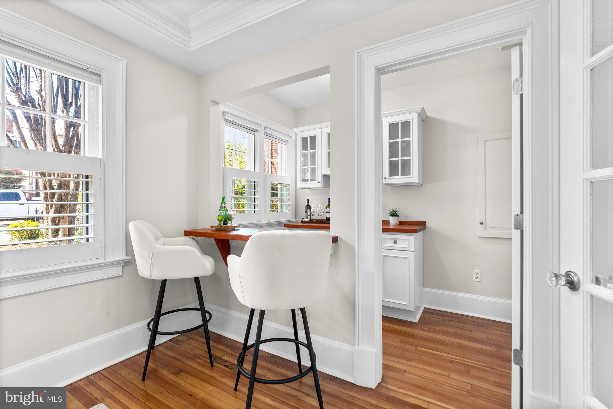 MURRAY HILL - Residential