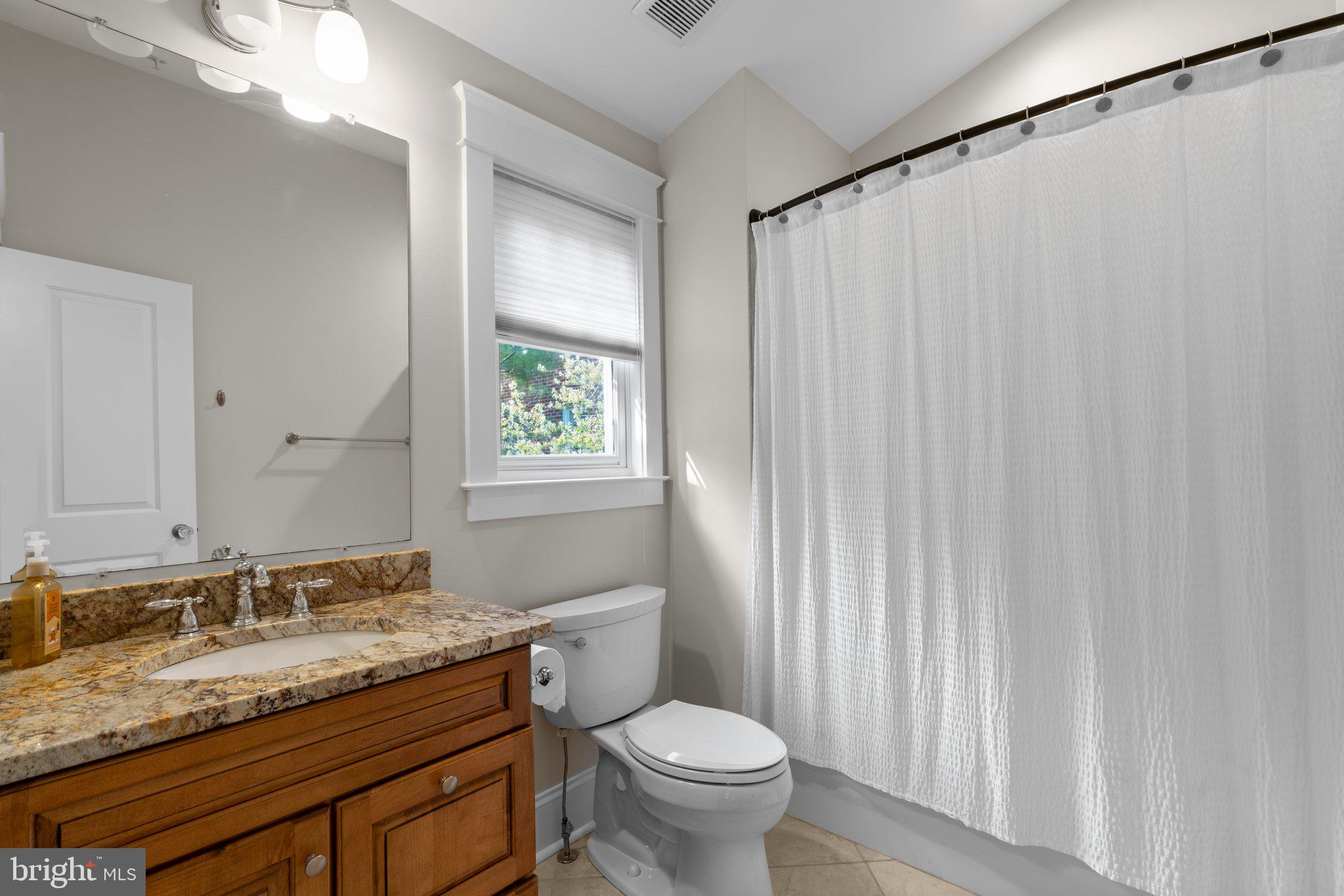 MURRAY HILL - Residential