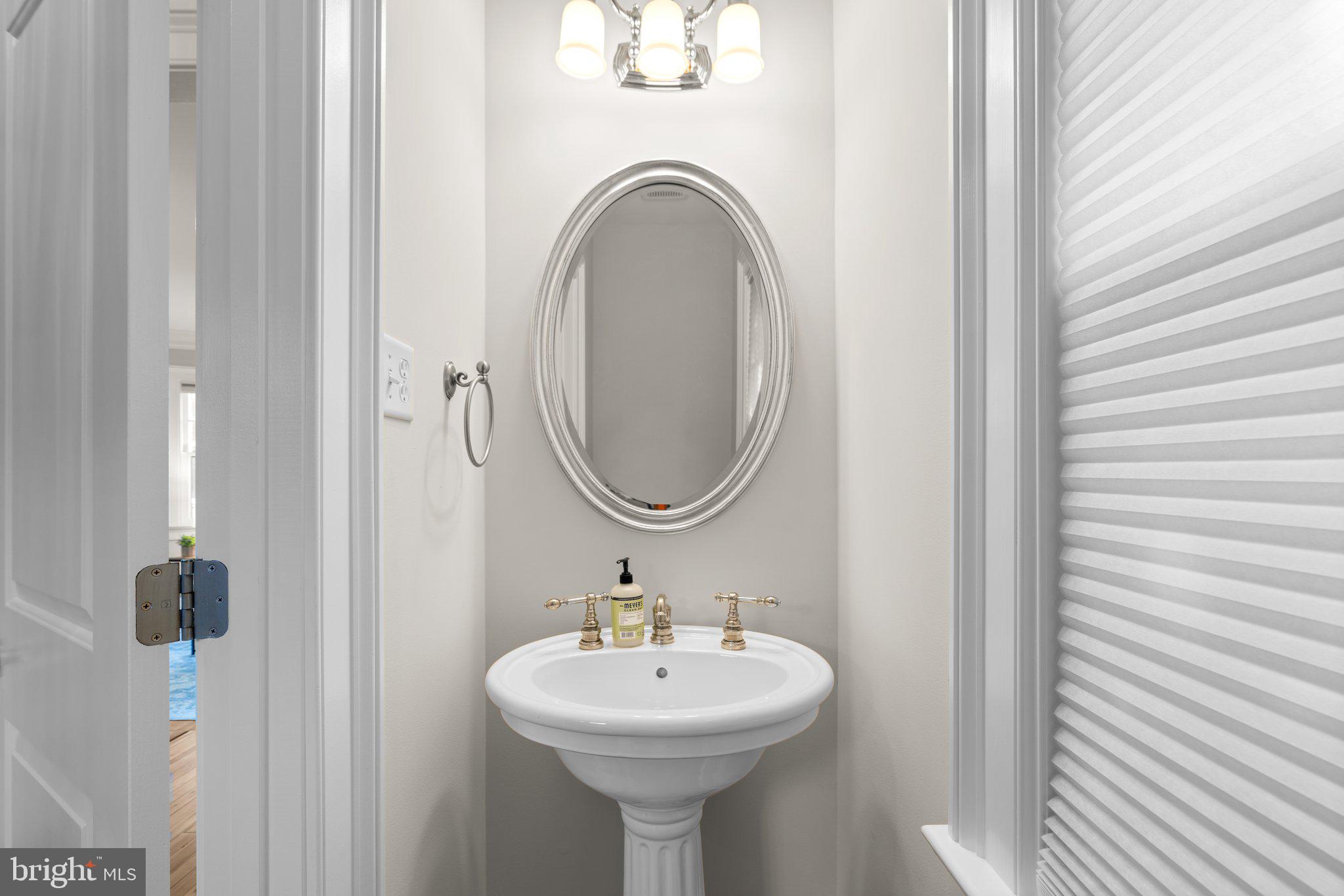 MURRAY HILL - Residential