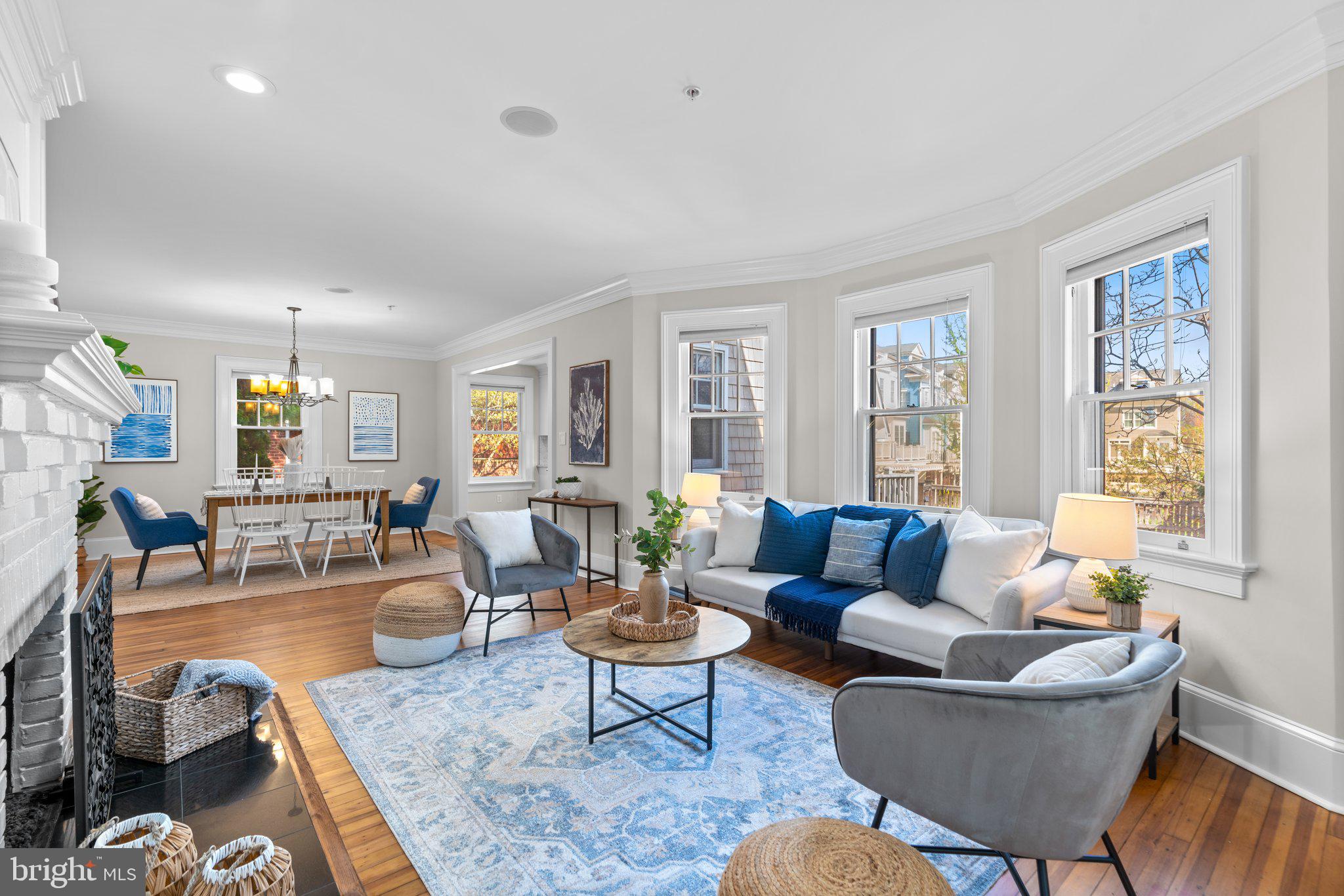 MURRAY HILL - Residential