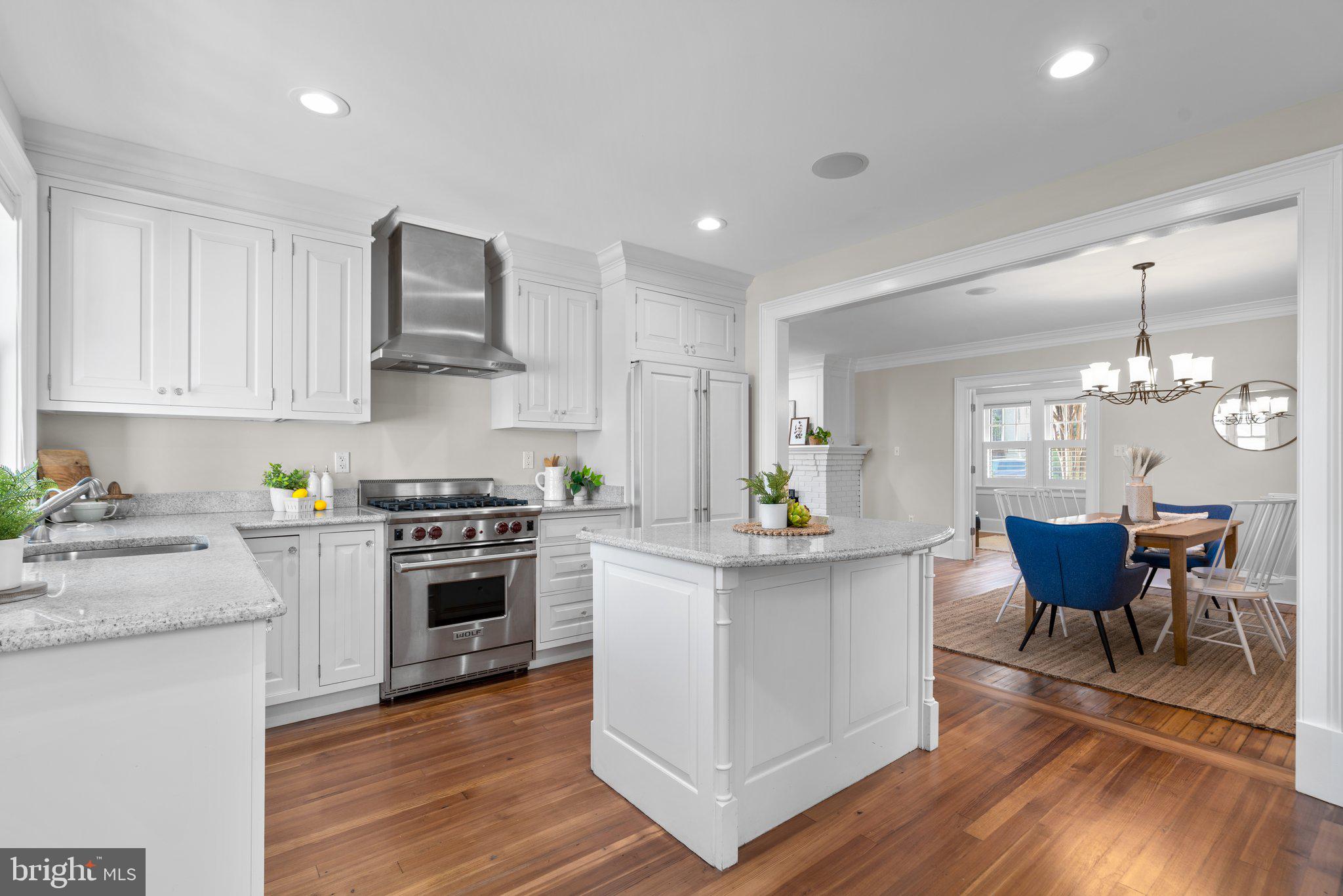 MURRAY HILL - Residential