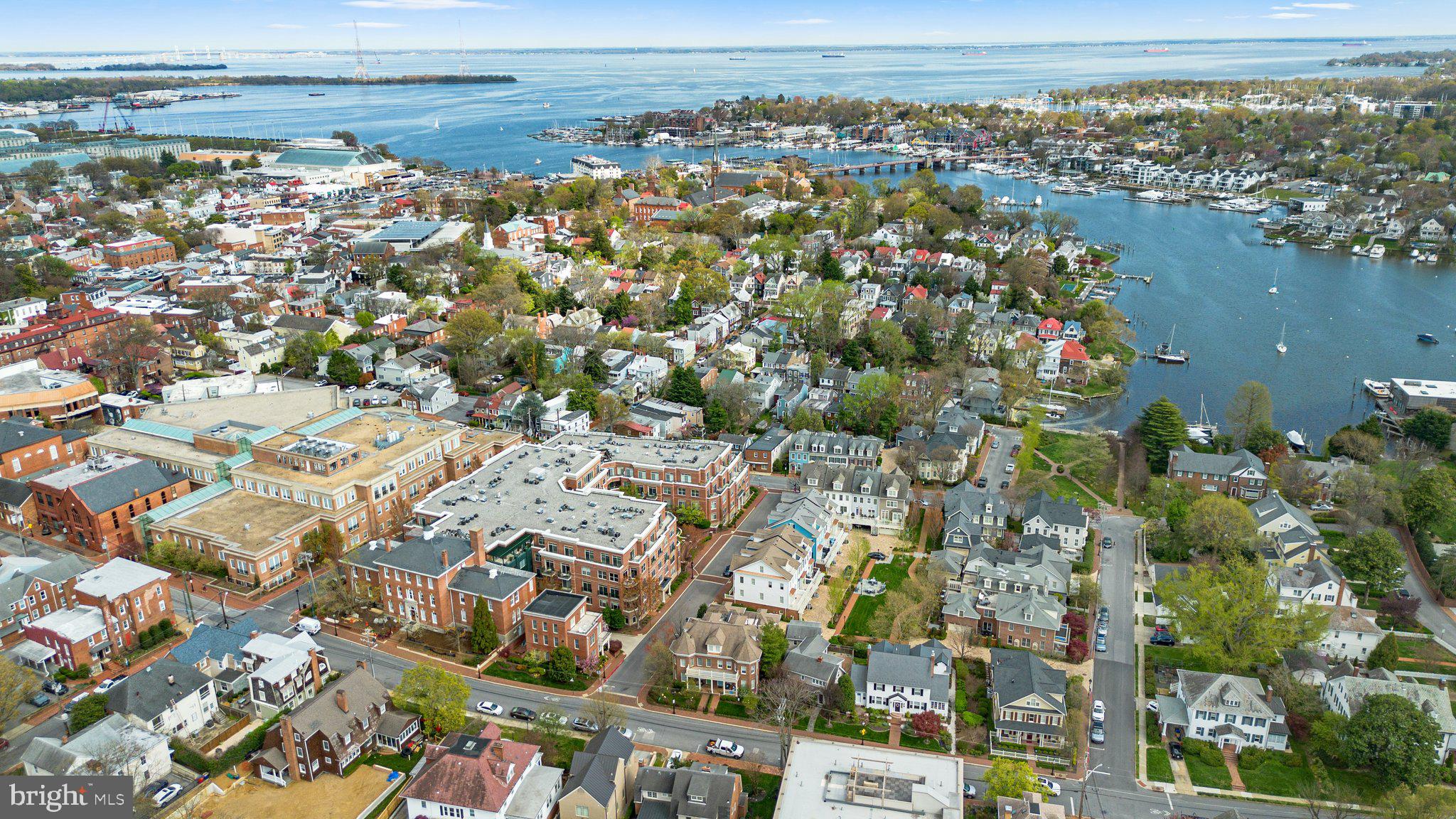 MURRAY HILL - Residential