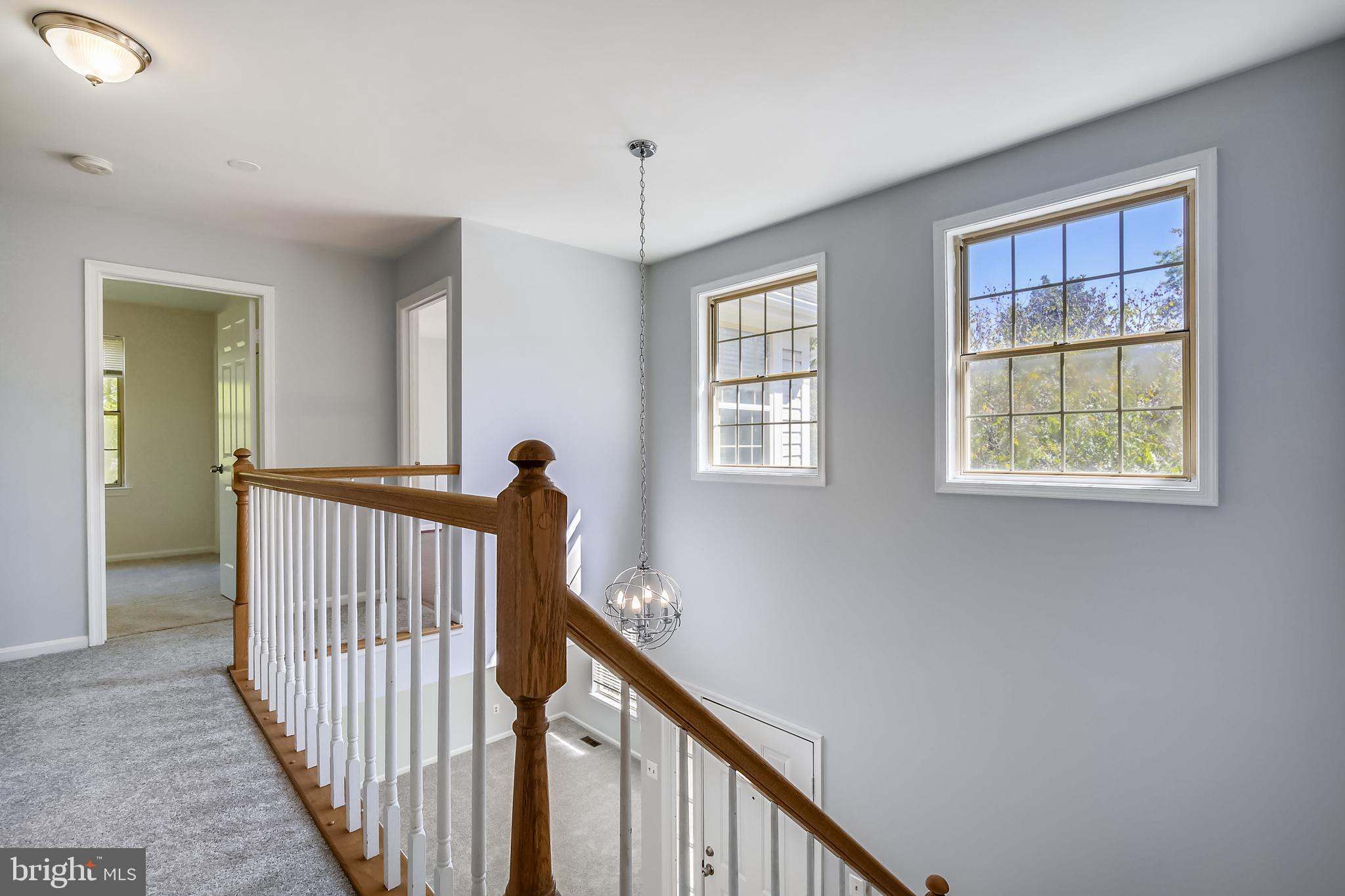 FLOWER HILL - Residential